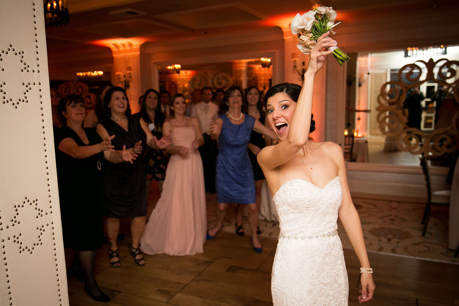 The bouquet toss at Rancho Valencia