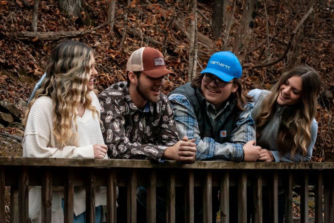 Sibling Family Photos Sevierville TN