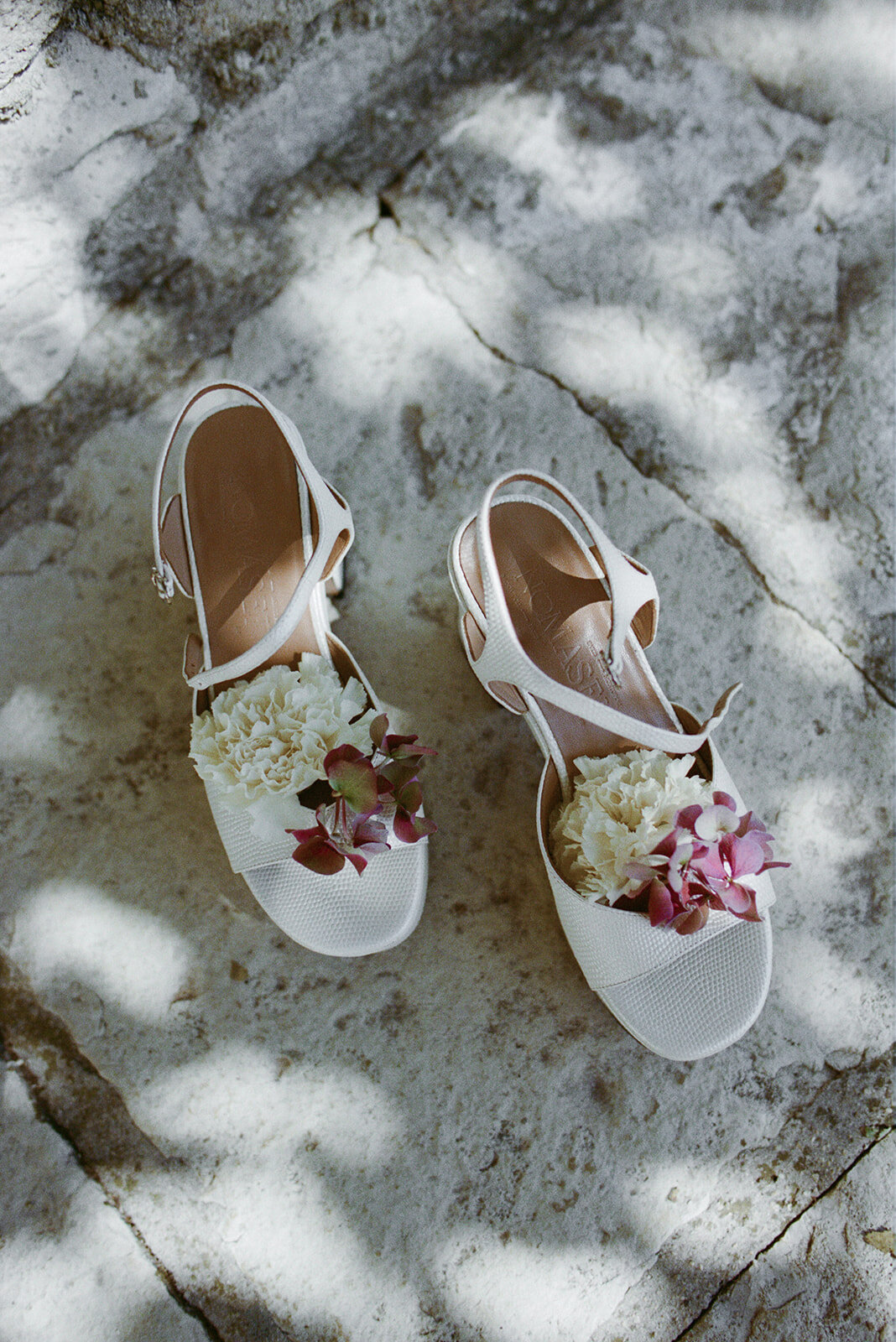 La mas de la rose wedding photographer france -Emma Wilder Photography-37