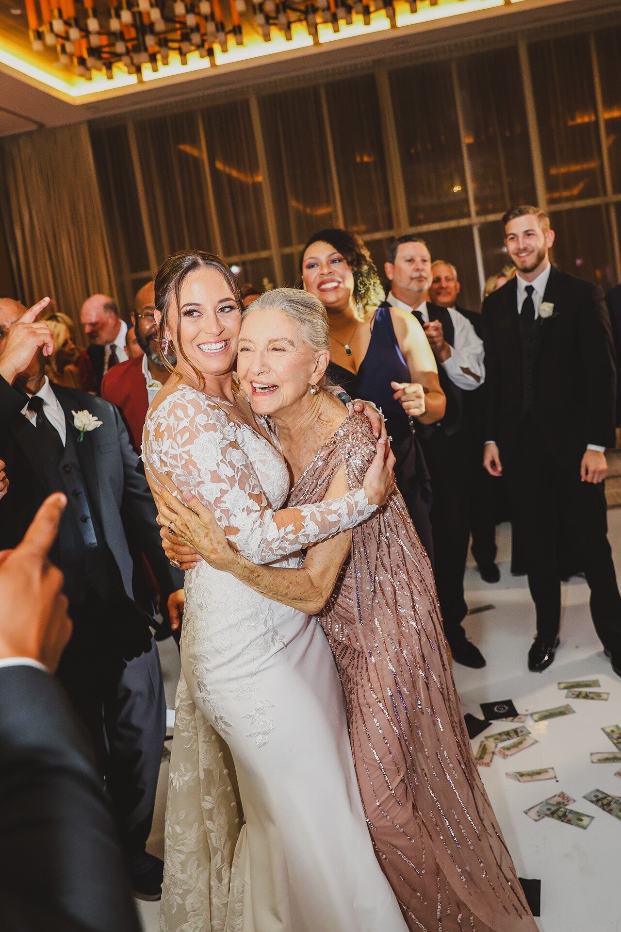 mom-bride-reception-the-conrad