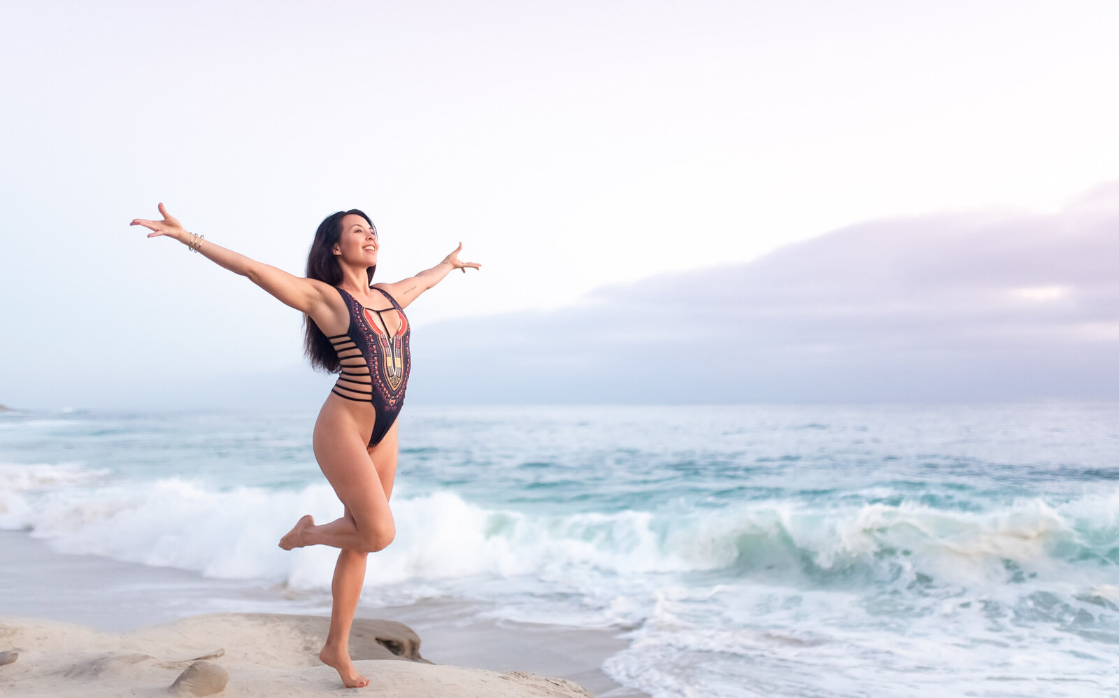 Photoshoot-beach-san-diego-spiritual-coach001-3