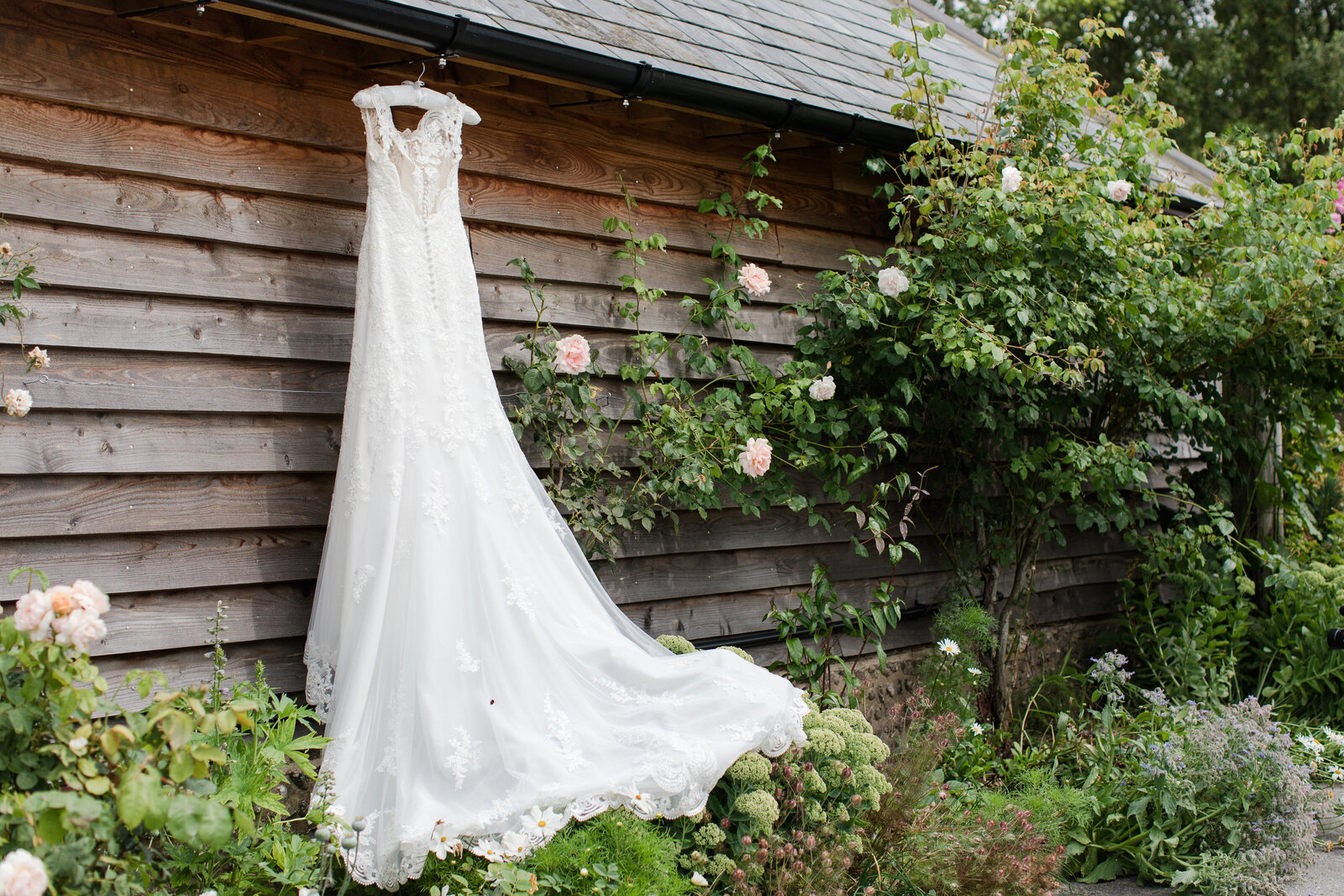 adorlee-0023-KA-upwaltham-barn-wedding-photographer