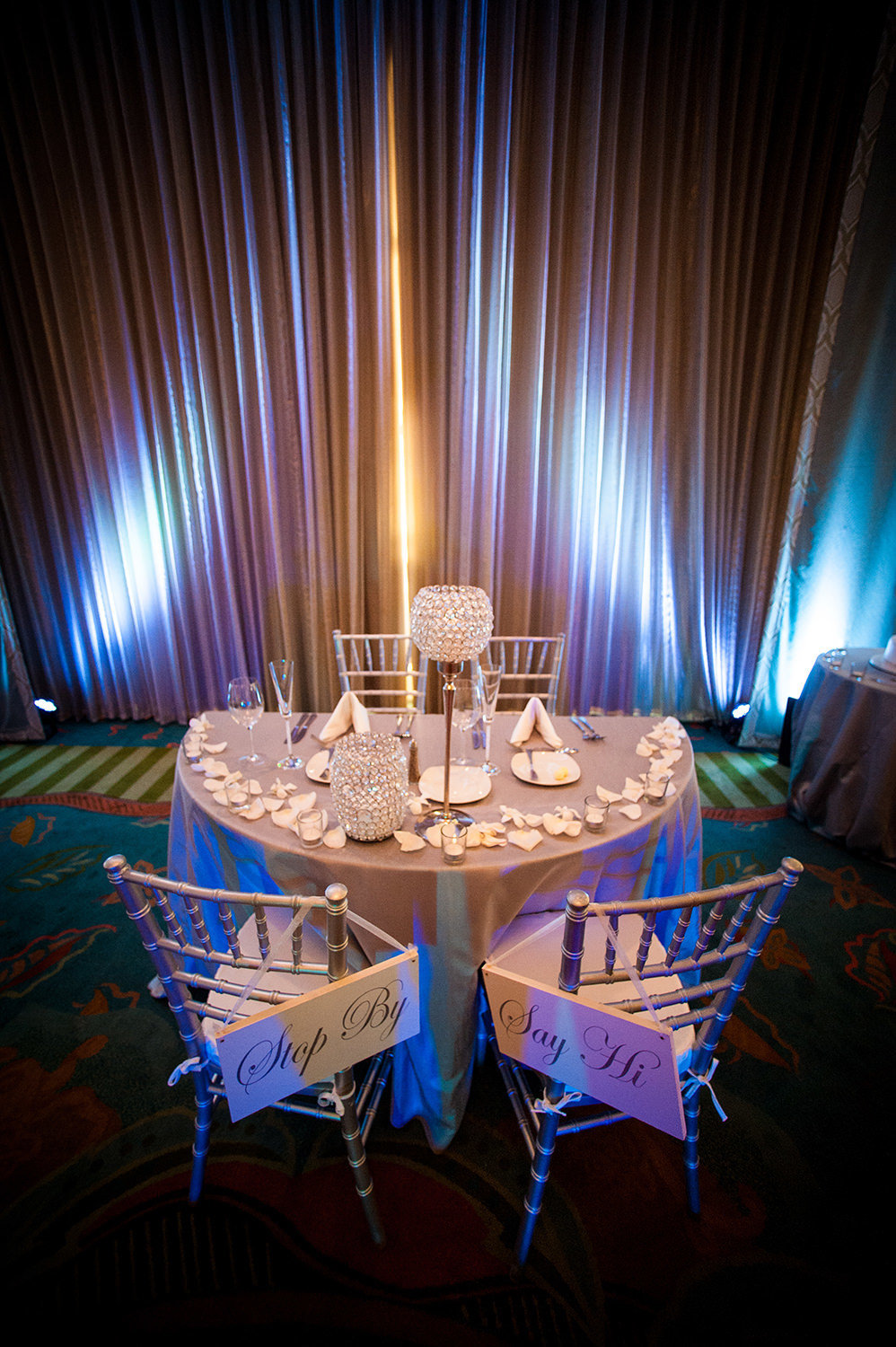 The head table at a reception at Paradise Point