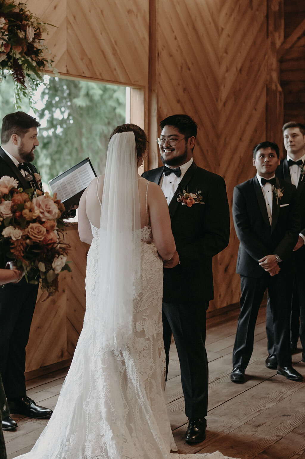 KamiharaWedding_MachiasMeadowsSnohomishWA_AshleyVanderveldePhotography-526