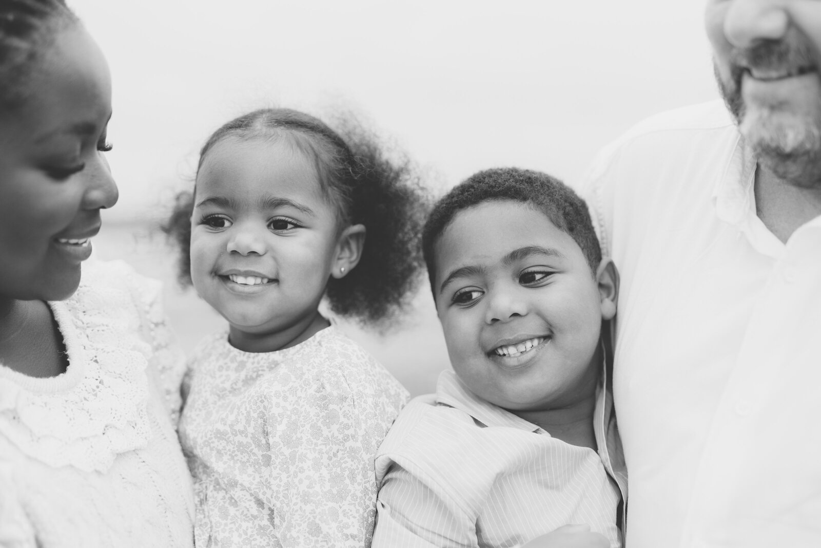 KateStuartPhotography-FamilyPhotography-OgmoreBeach-79