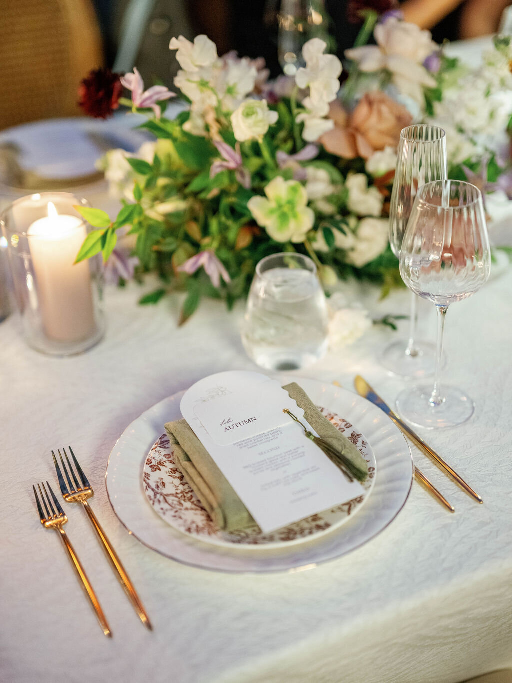 153_Kate Campbell Floral Whitehall Manor tented Winter wedding by Anna and Mateo photo Reception