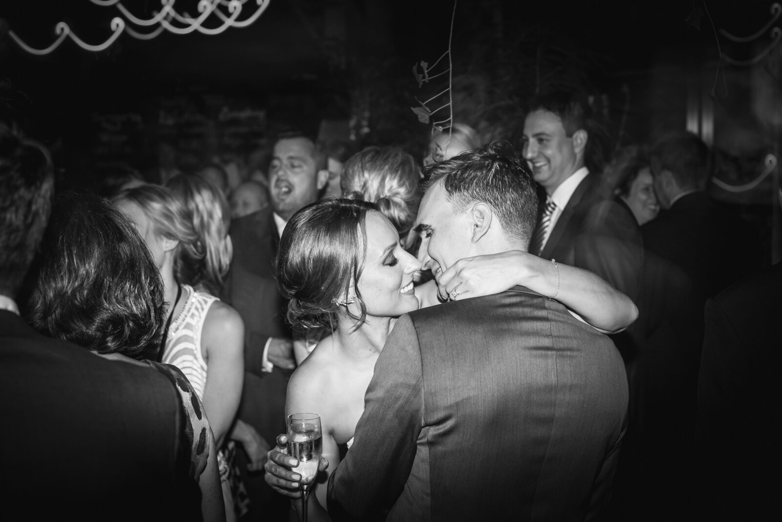 0449_Sydney_Candid_Wedding_Photographer_Fiona_Chapman