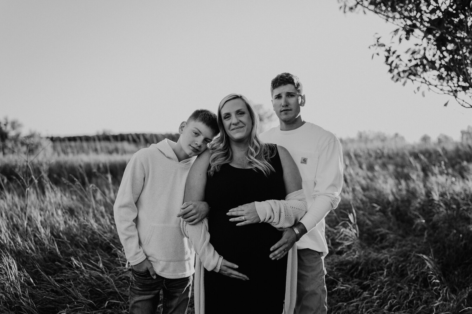 MaschmannMaternity-WithFamily-13