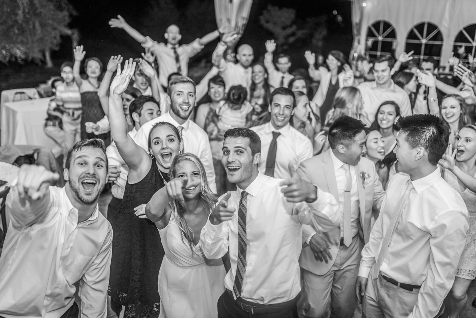 loudoun-county-best-wedding-photographer-mary-sarah-photography-2