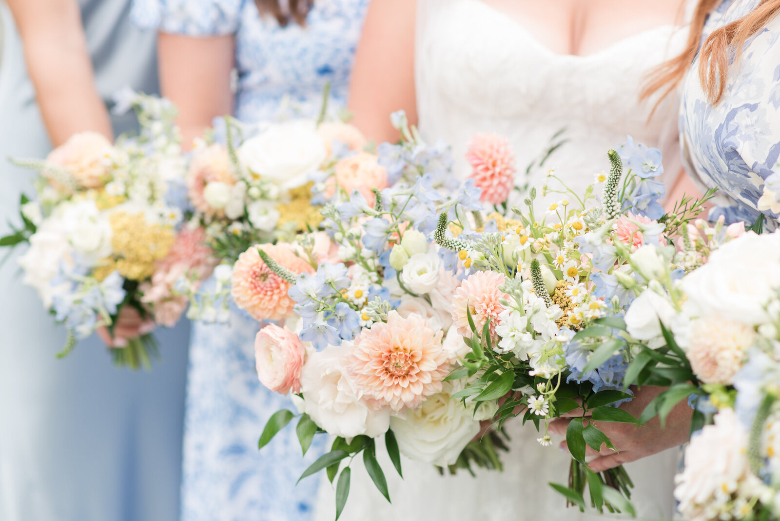 peach and blue florals on wedding day