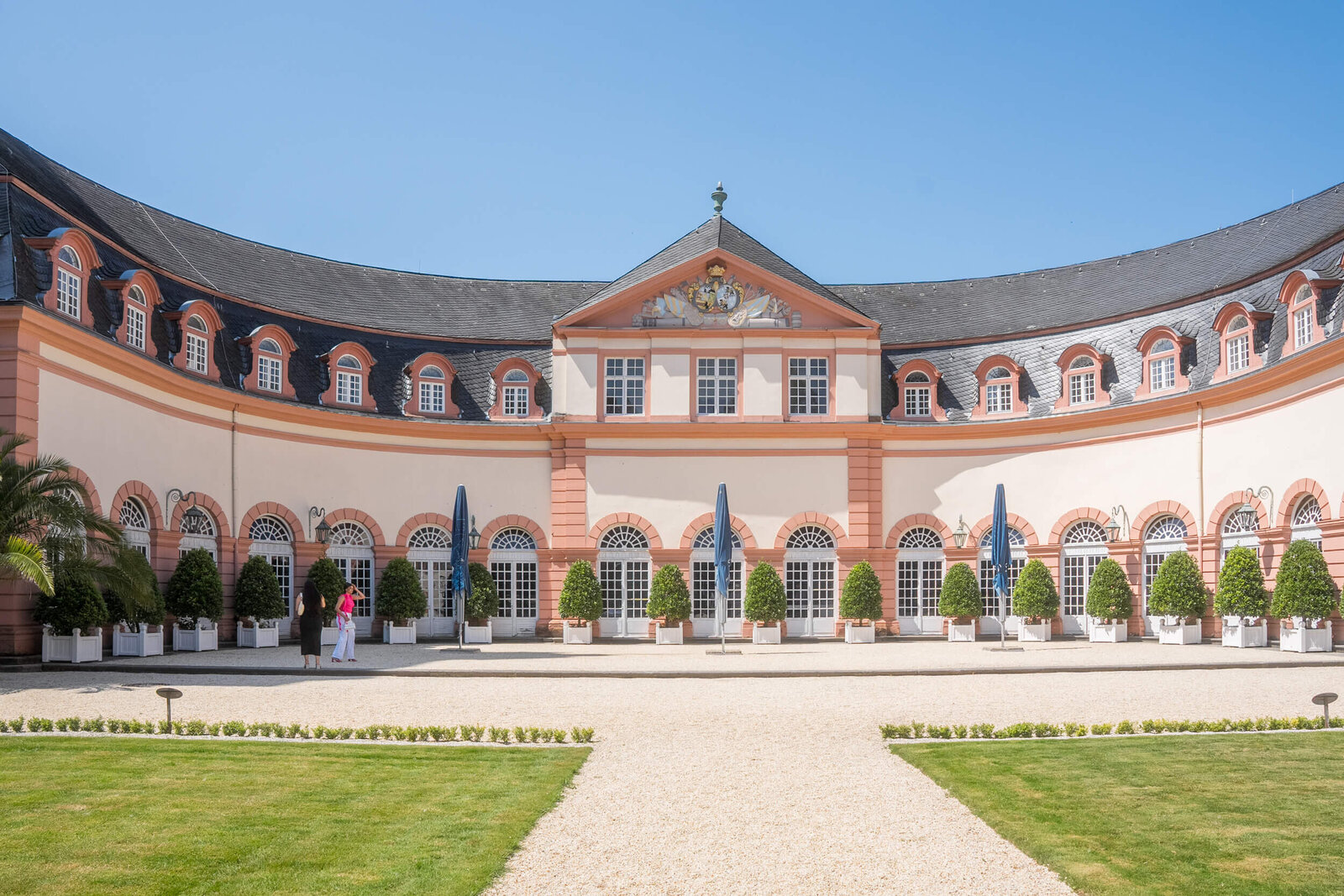 Standesamtliche-Hochzeitsfotografie-Schloss-Weilburg_0724-09798