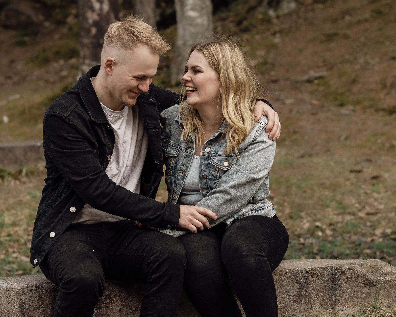 Pariskuntakuvaus Lahti, Hollola, Asikkala, Vääksy, Helsinki, Vantaa, Espoo, Porvoo, Loviisa, Fiskars, Tampere, Turku, häävalokuvaaja, häävalokuvaus Lahti, Parikuvaus Lahti, Päijät-Häme