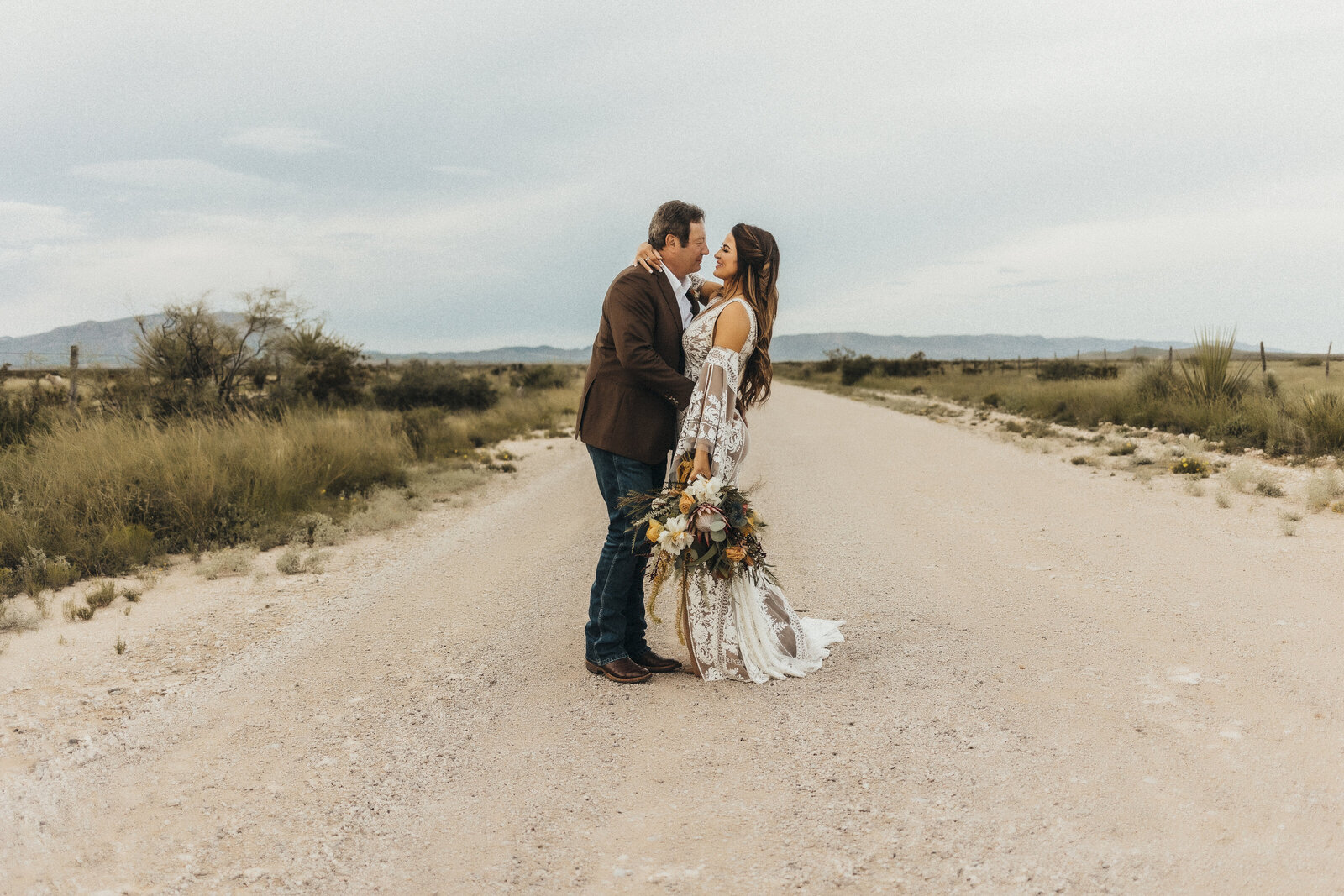 BIGBENDWEDDINGVENUE