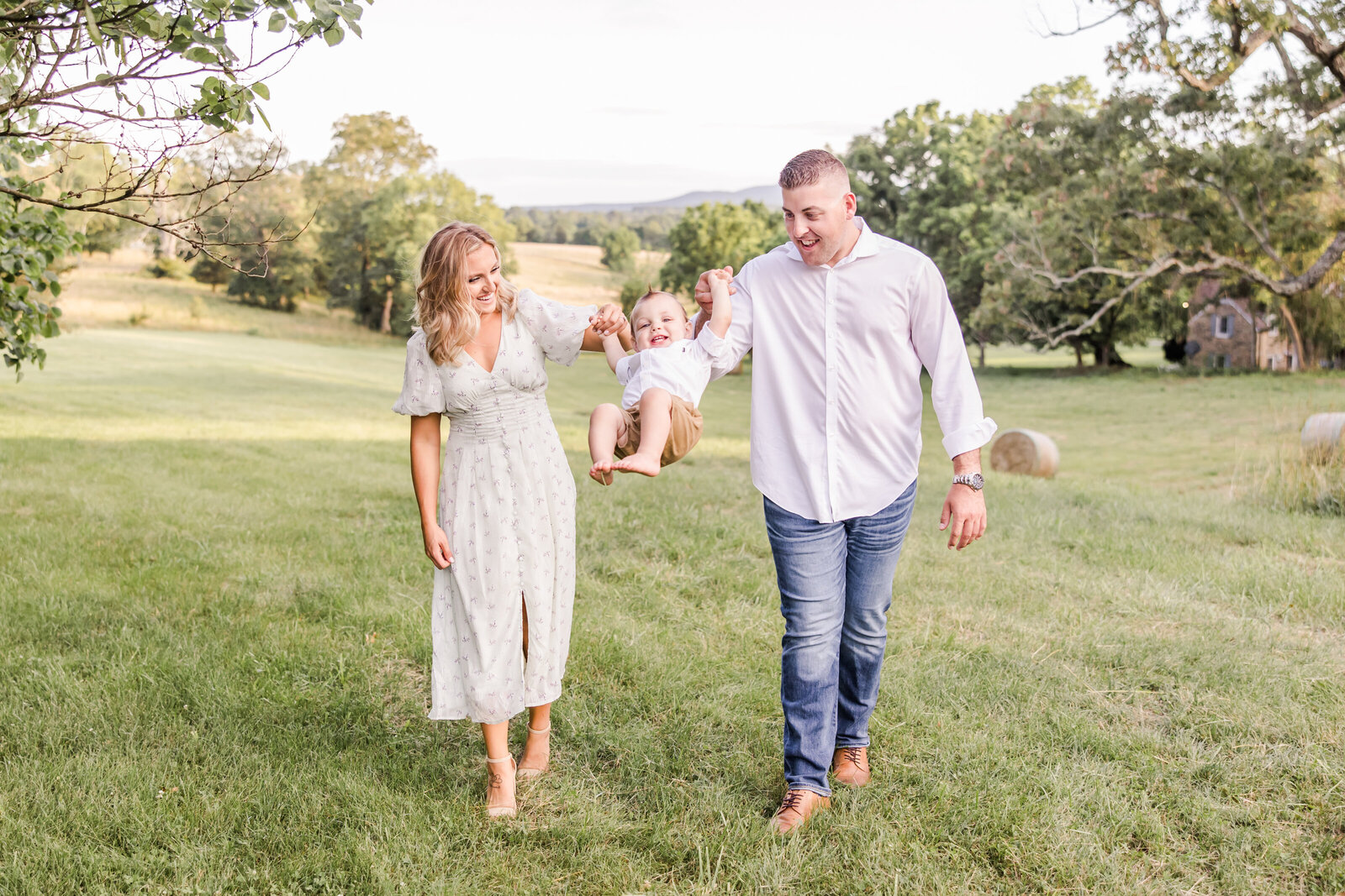 34Oatlands_House_and_Gardens_Engagement_Photographer_Zitofsky66