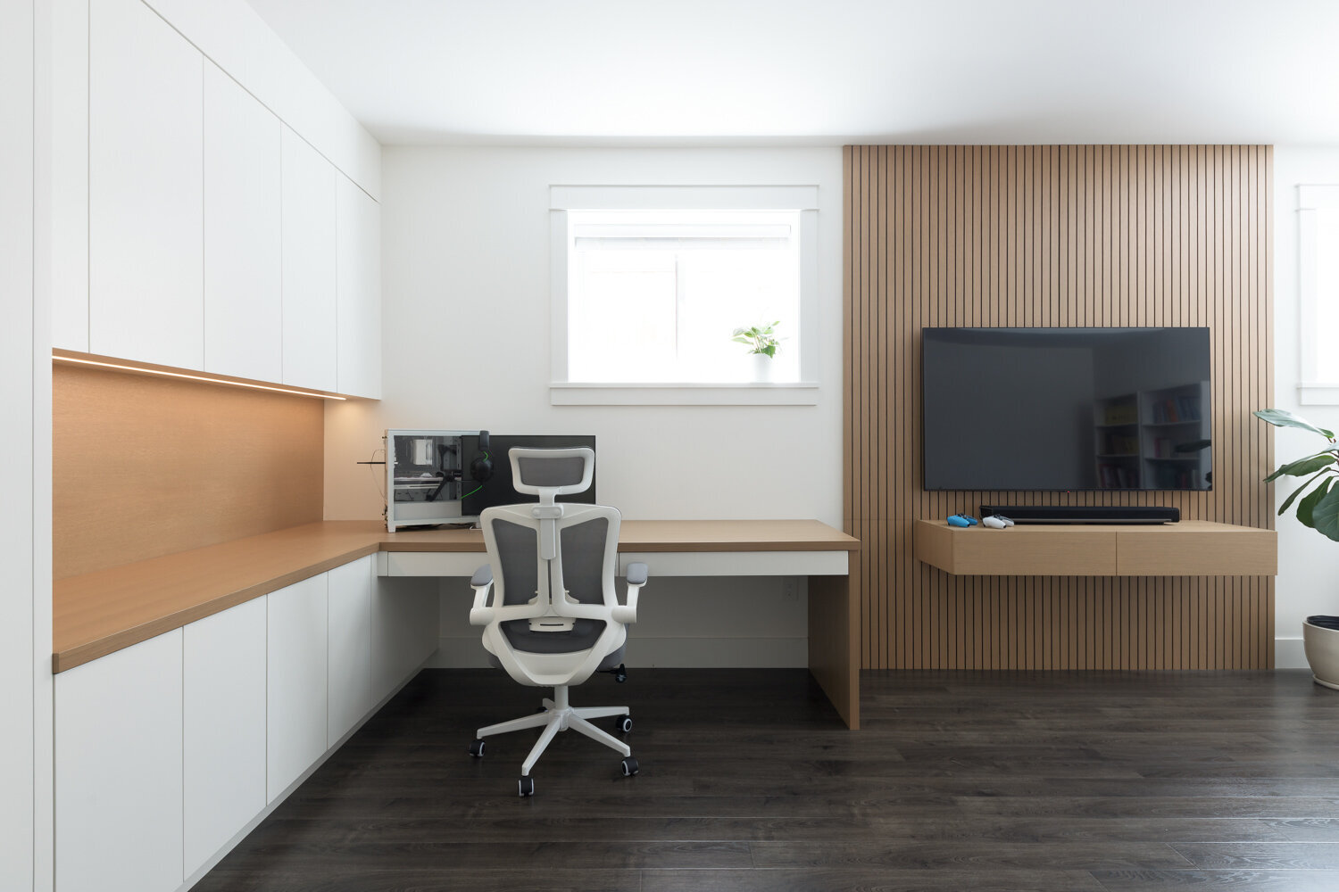 modern-office-Align-Interior-Design
