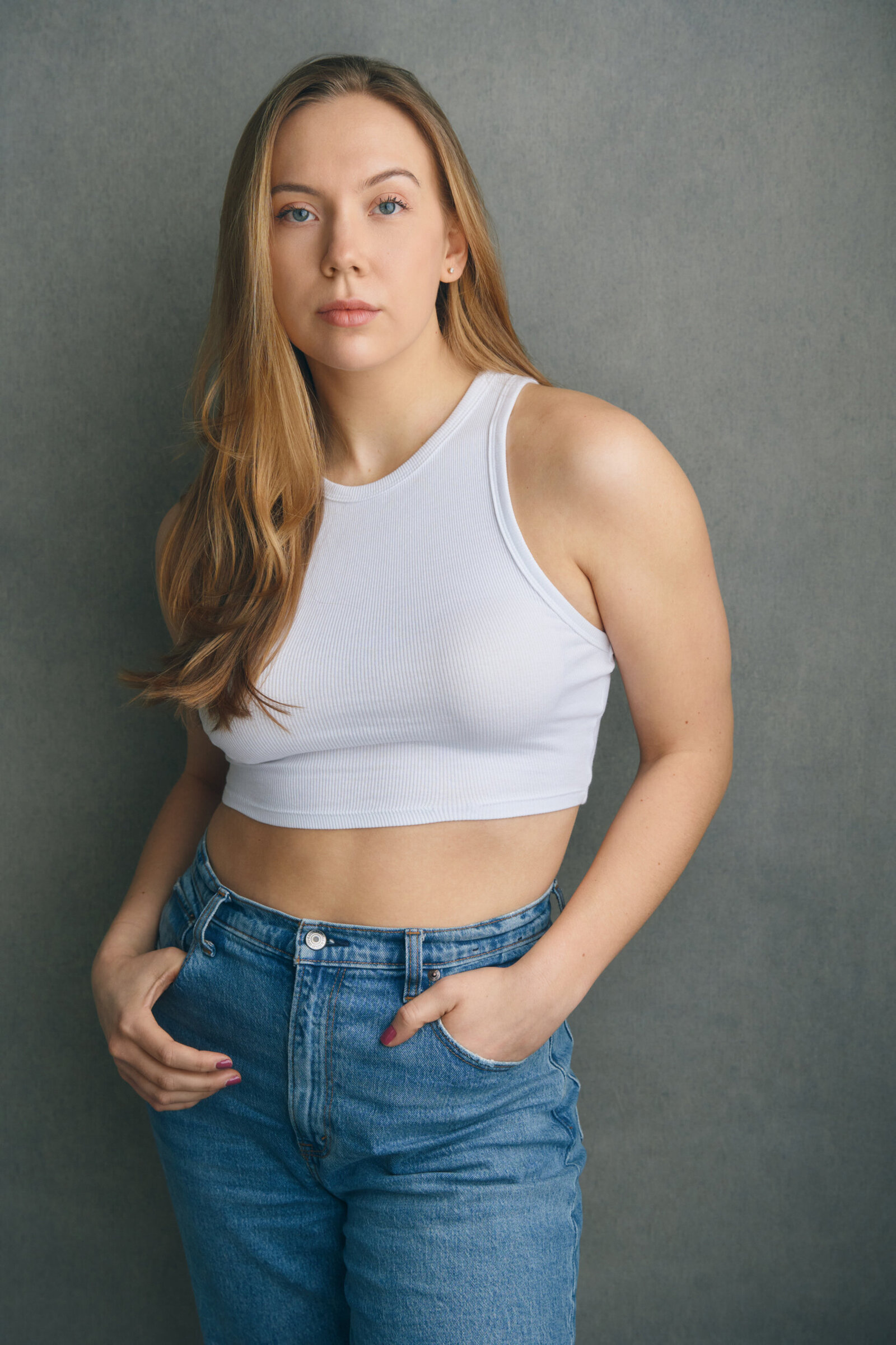 Sydney Miede Body Shot 