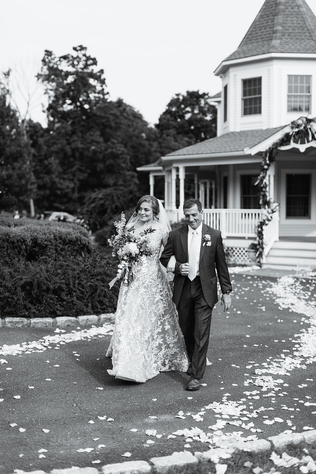 colorful_summer_tented_home_wedding_newtown_connecticut799B7986