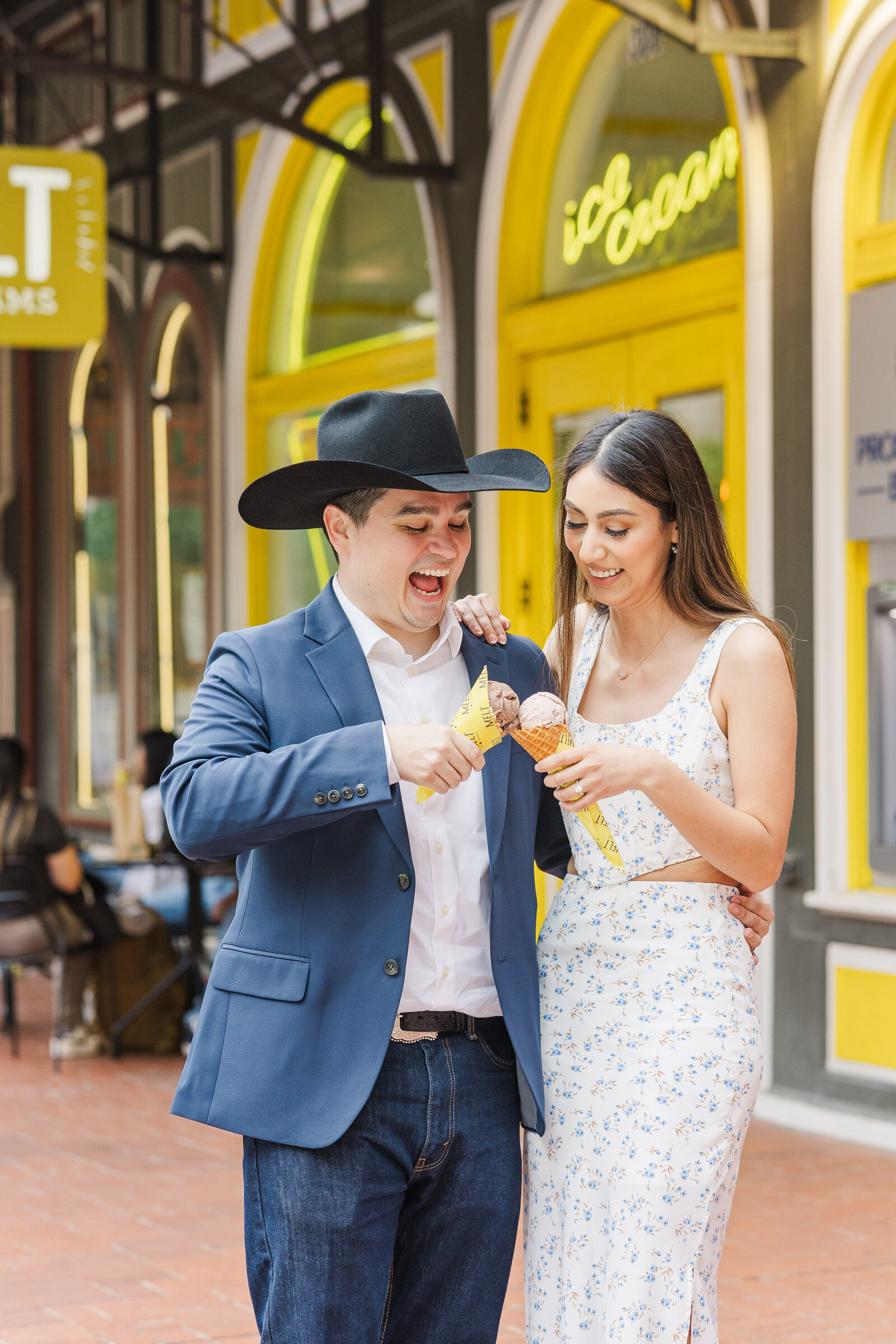 Dallas-unique-wedding-and-engagement-photographer