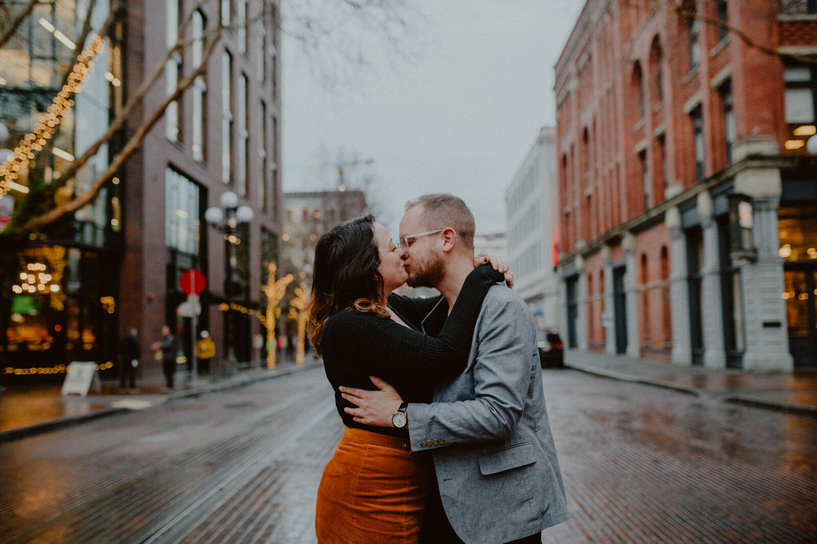 Beth-Justin-Pioneer-Square-Engagement-Chelsea-Abril-Photography-4781