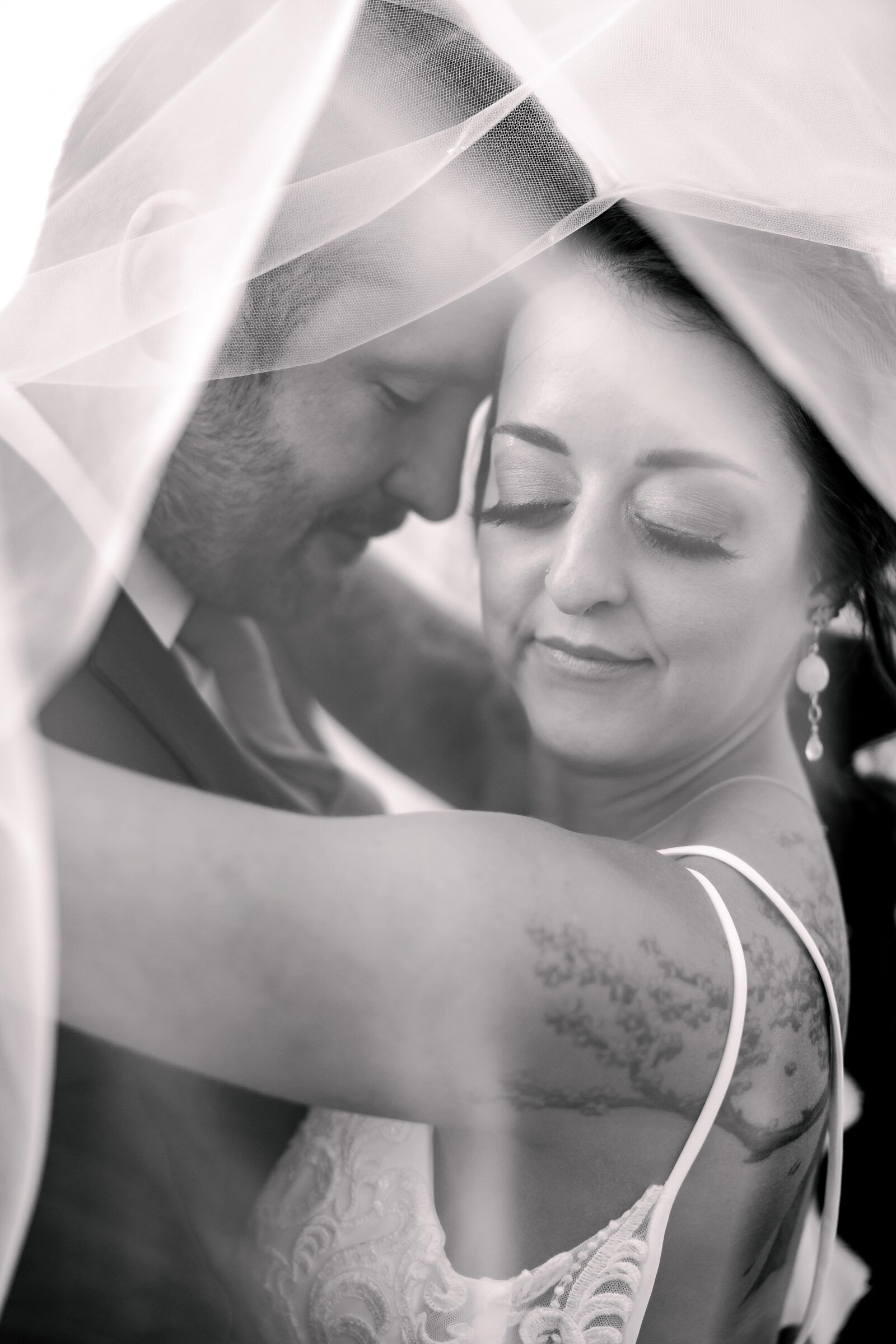 black and white bridal veil shot