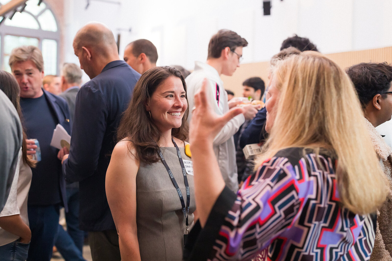 Atmosphere of connection and reflection during the Holy Shift speaker event.