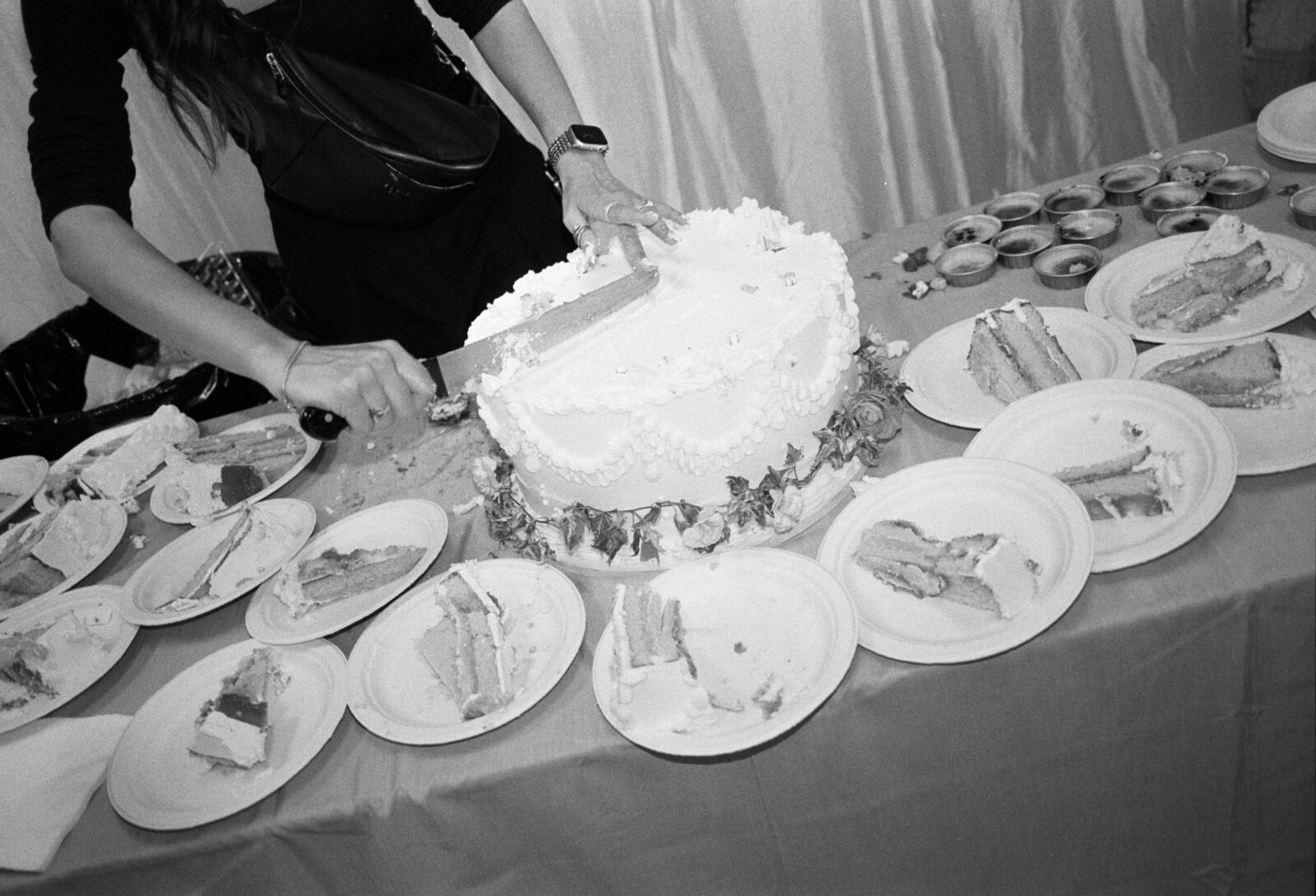 2025-ace-photography-grants-pass-wedding-sneak-peeks-40