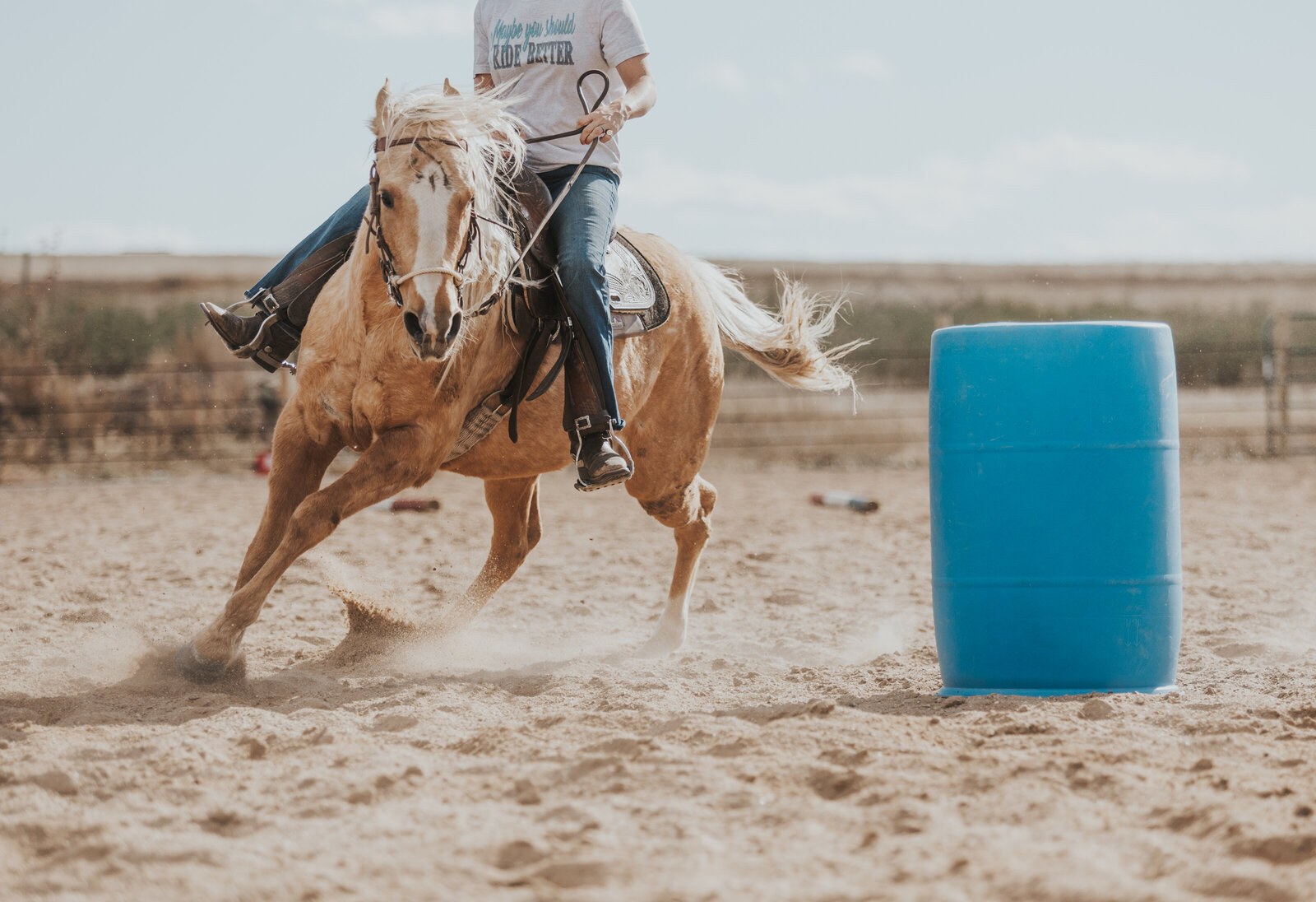 Performance horse gets gritty around the 2nd barrel