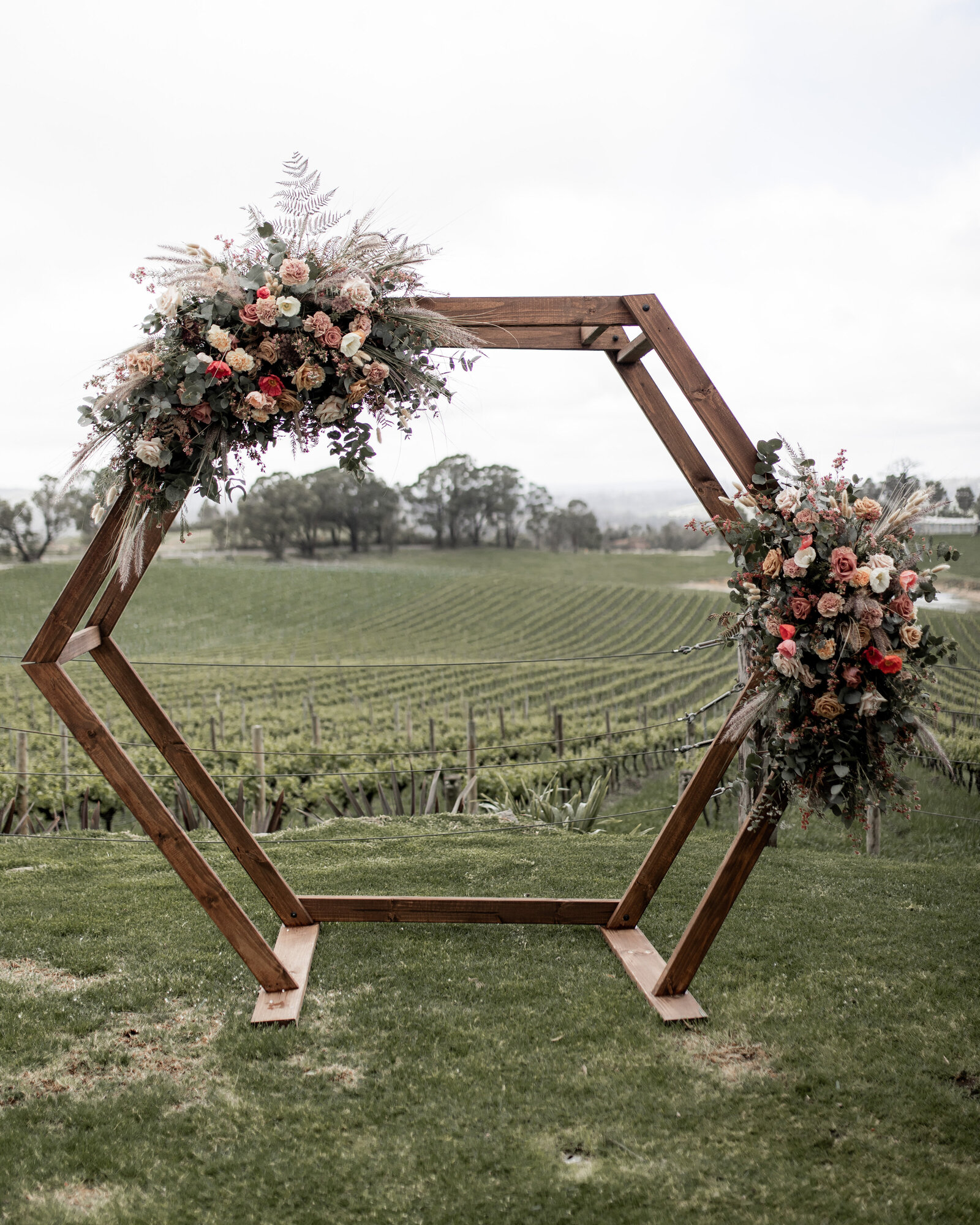 241018-Caitlin-Cameron-Rexvil-Photography-Adelaide-Wedding-Photographer-210