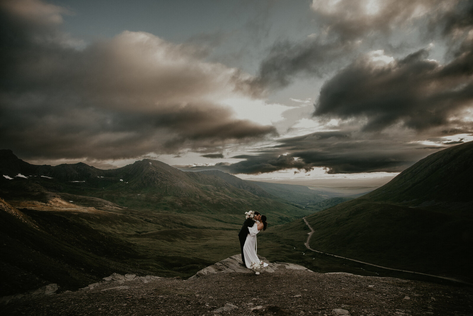 hatchers pass elopement