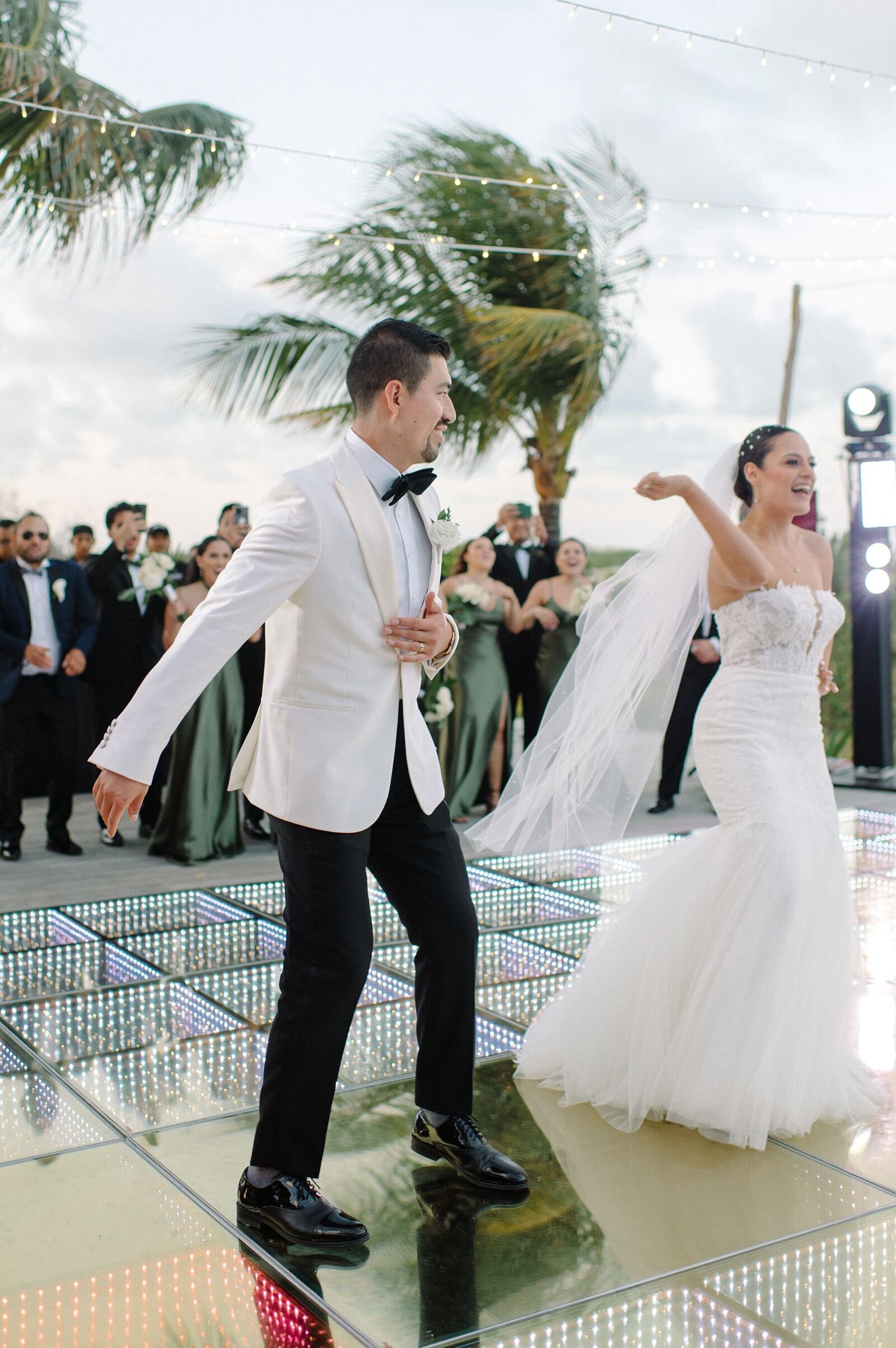 cancun-wedding-photographer-destination-wedding-finest-playa-mujeres_0048