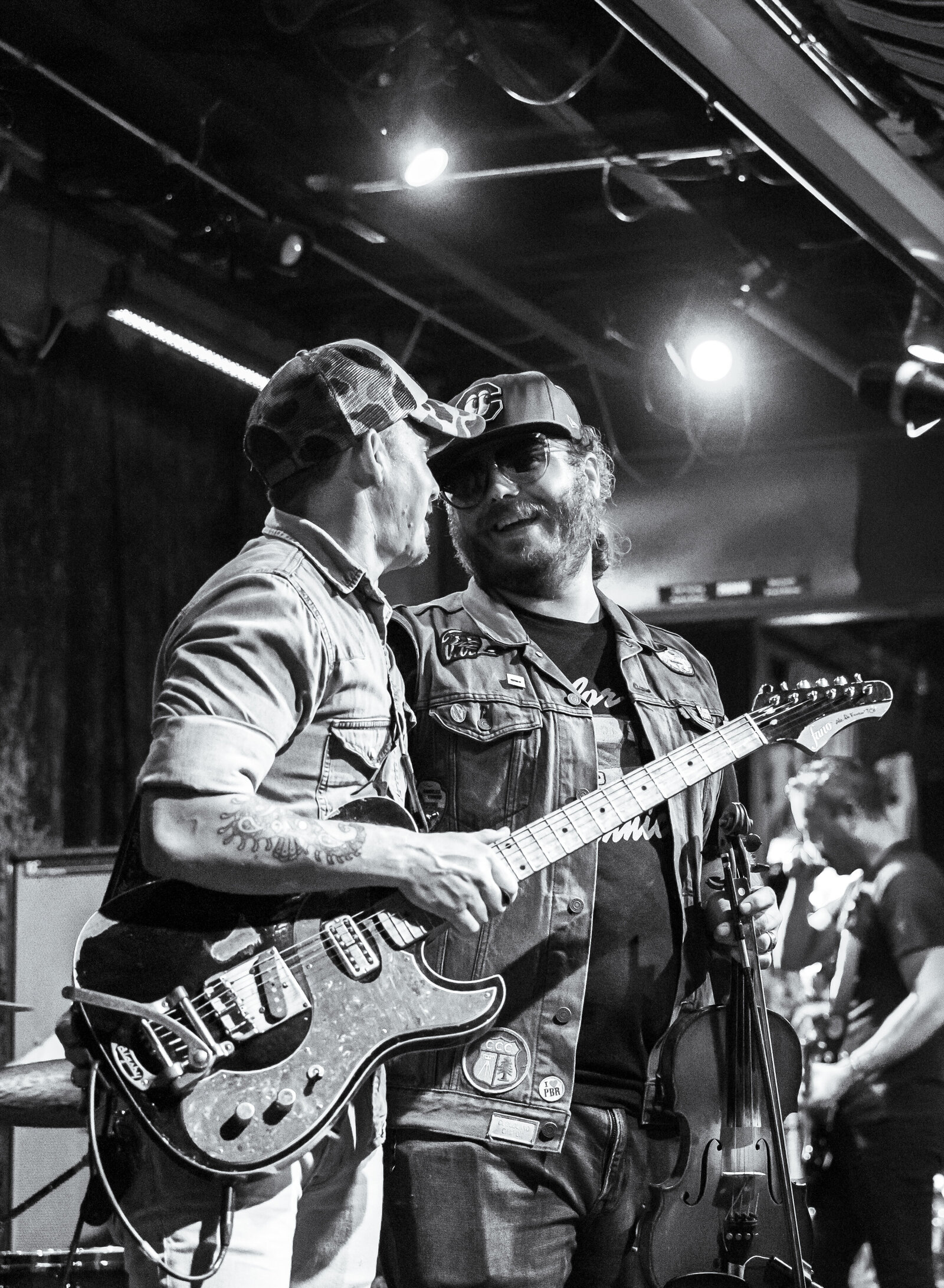 Thin Line Vandoliers0073