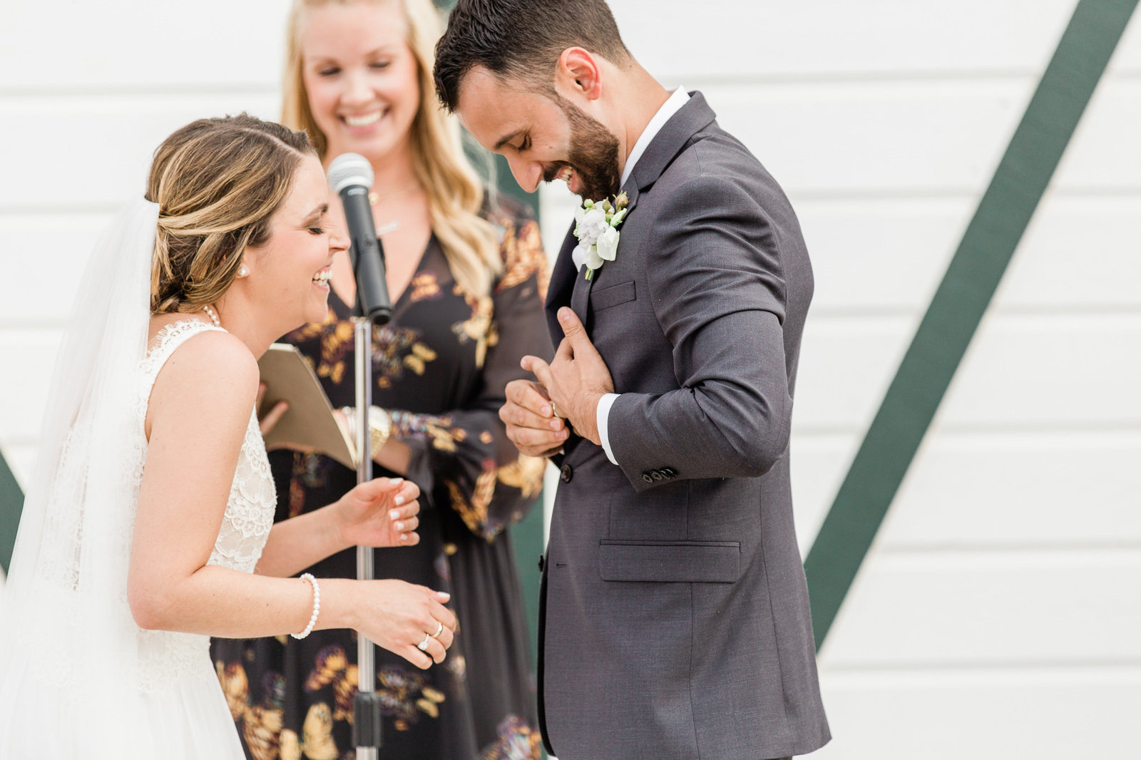 Elegant-Barn-Wedding-Georgia-Ruth-Photography-24