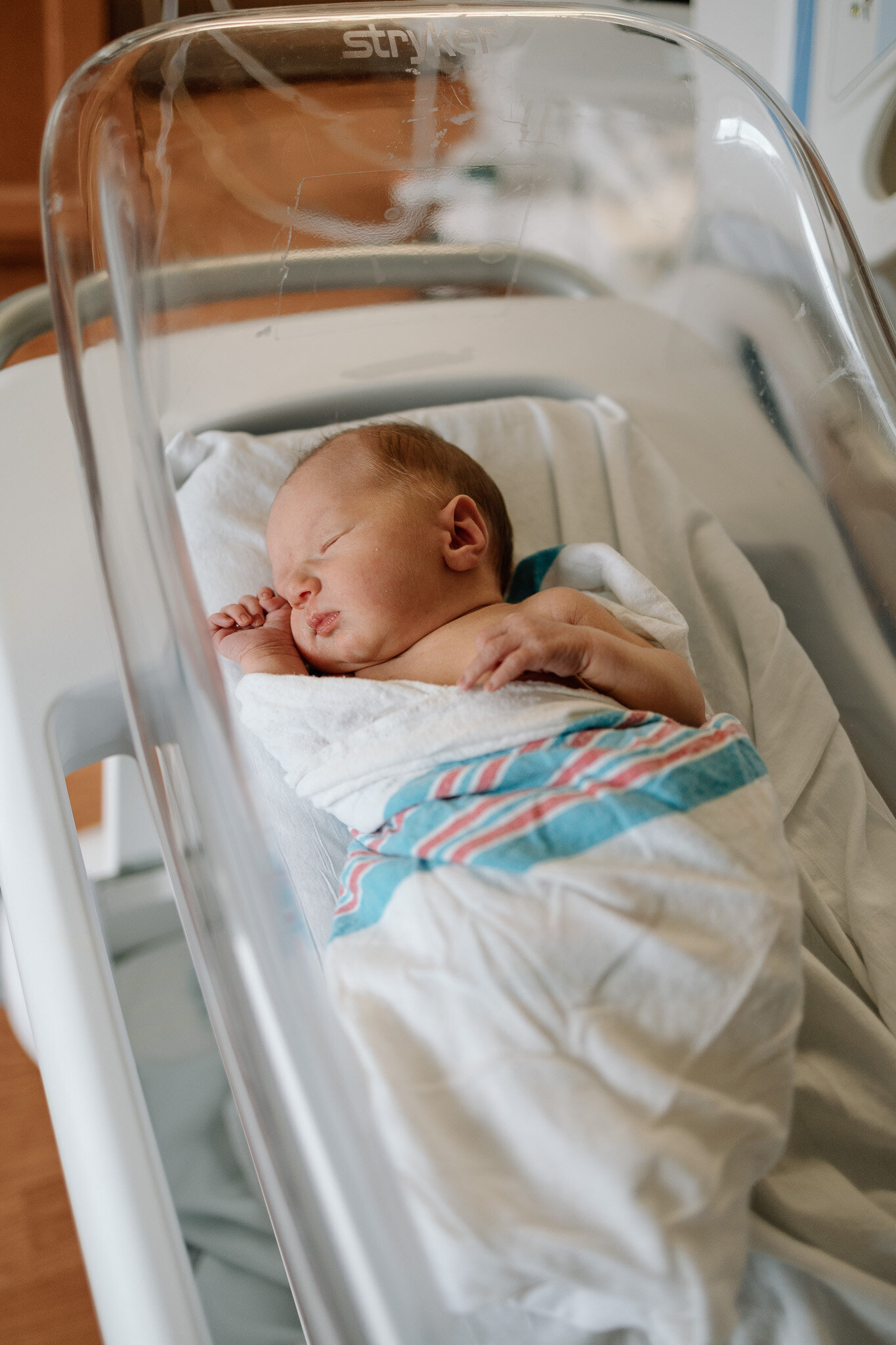 in-hospital-newborn-fresh-photos-photography (5)