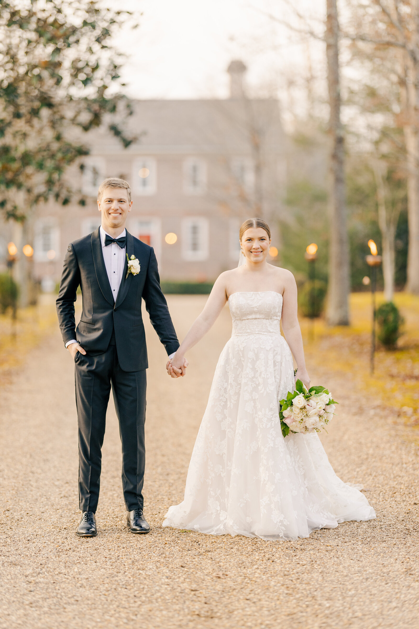 Wrapped in Love – Bride & Groom Embrace the Winter Elegance