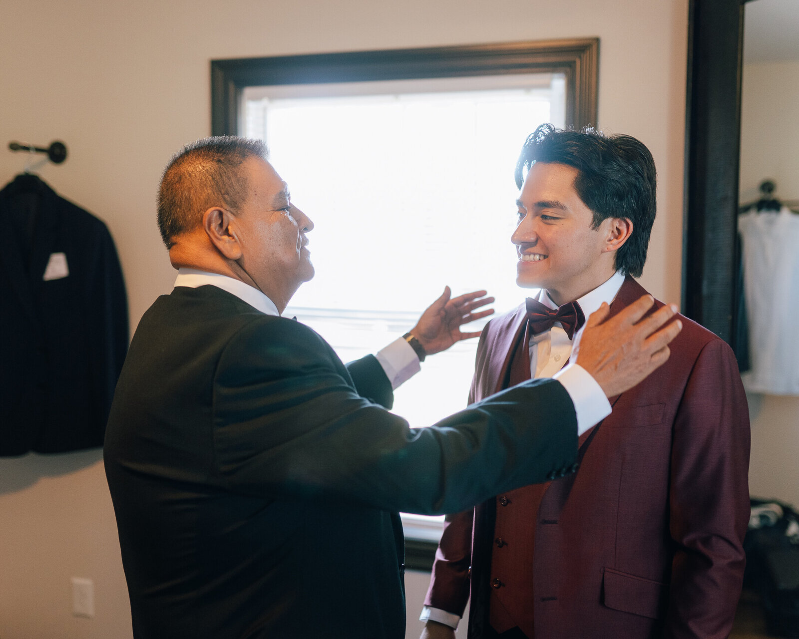 Saenz The Farmhouse KC Event Venue Wedding113
