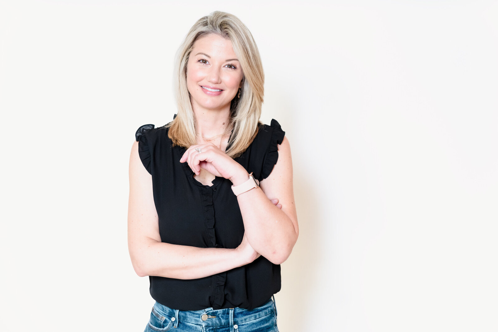 headshot  of a professional organizer