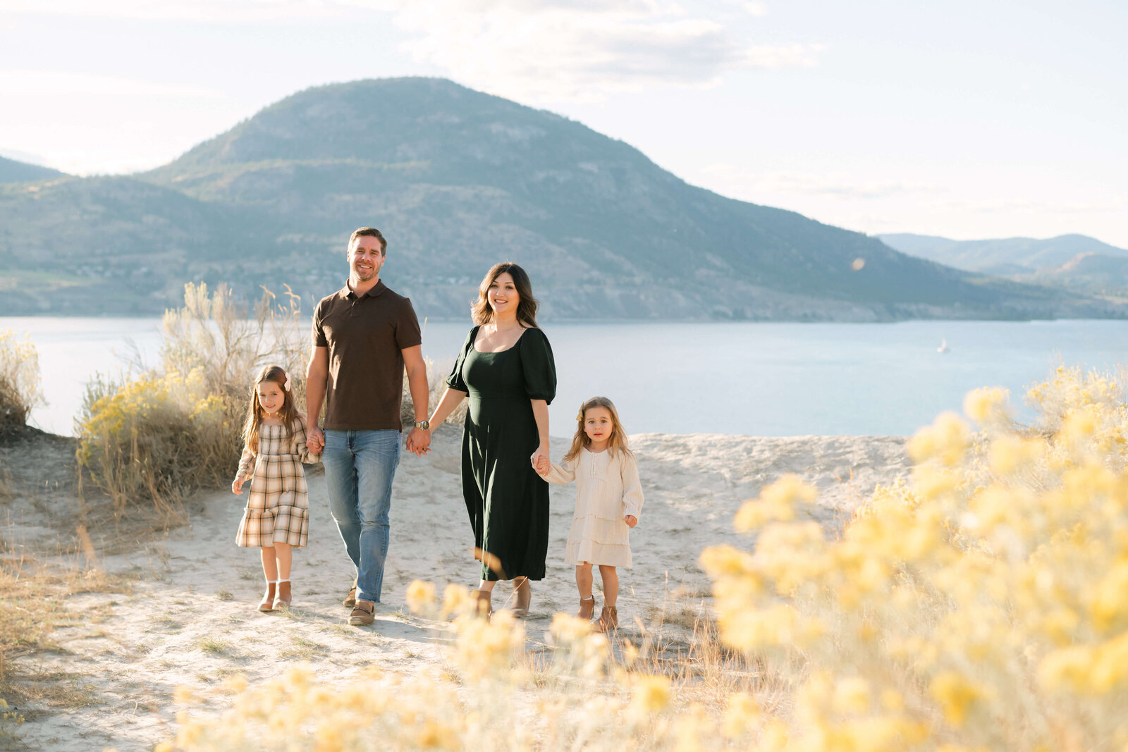 Kelowna-Family-Photographer (25)