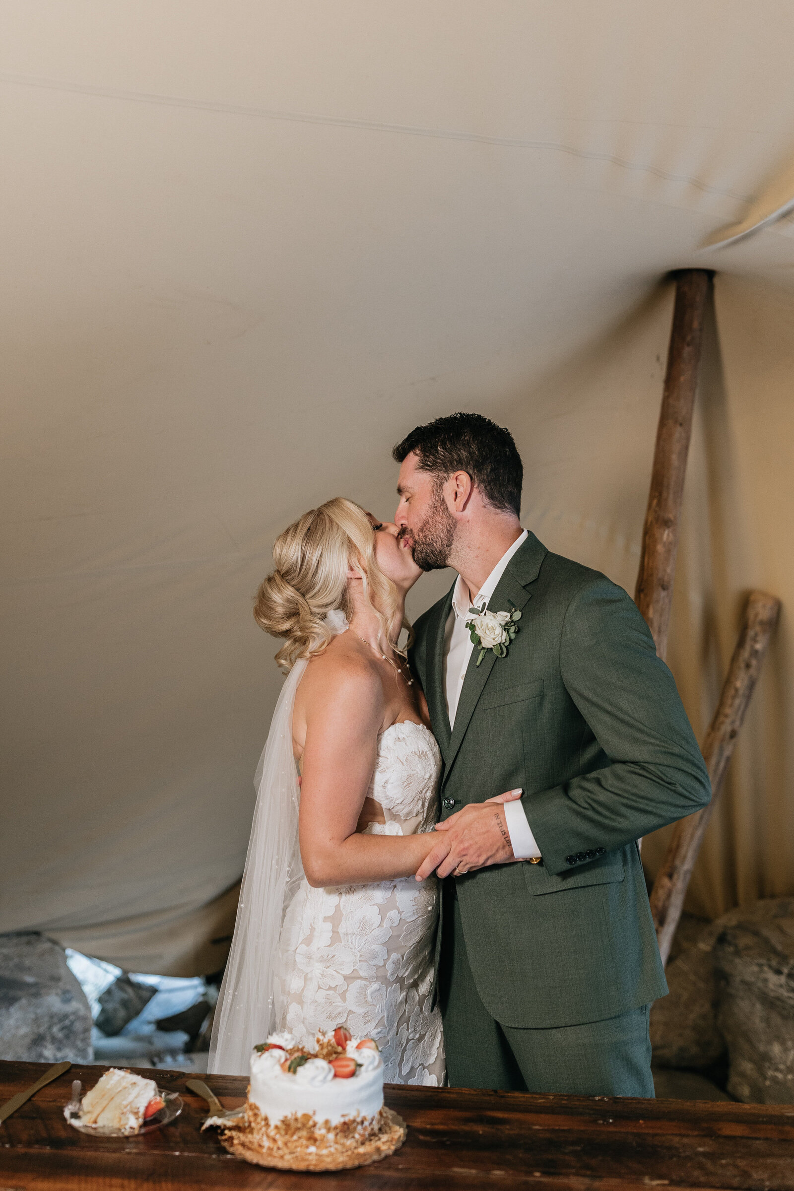 East-Tennessee-Wedding-Photographer-Videographer-Radiant-Mountain-Media-876