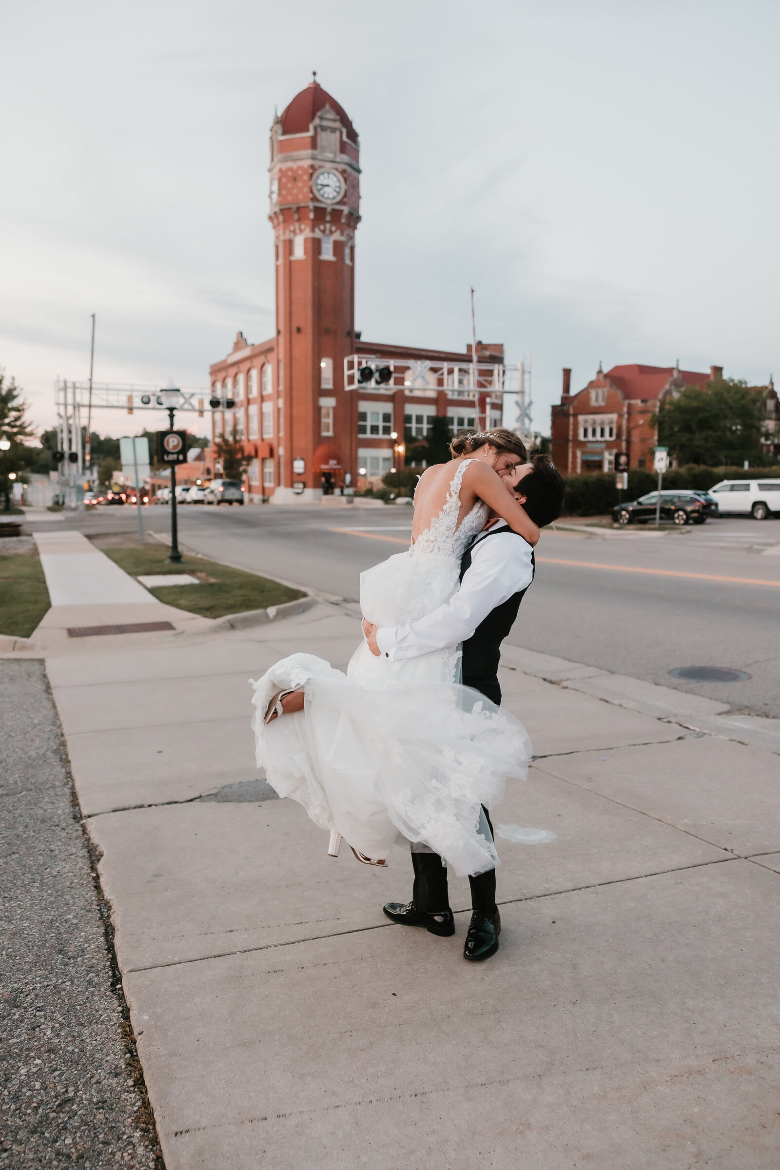 733-Katie and Phillip - Detroit Wedding Photographer - Mariah Kasten Photo