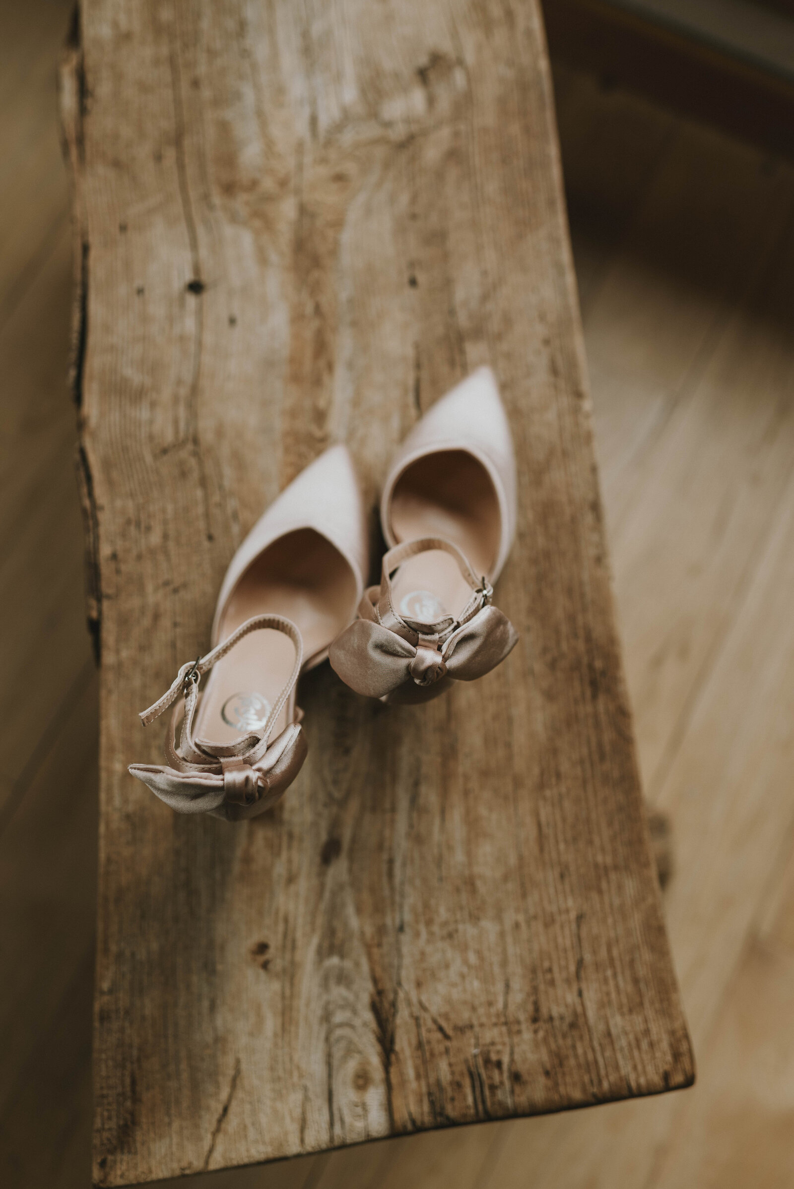 wedding shoe details
