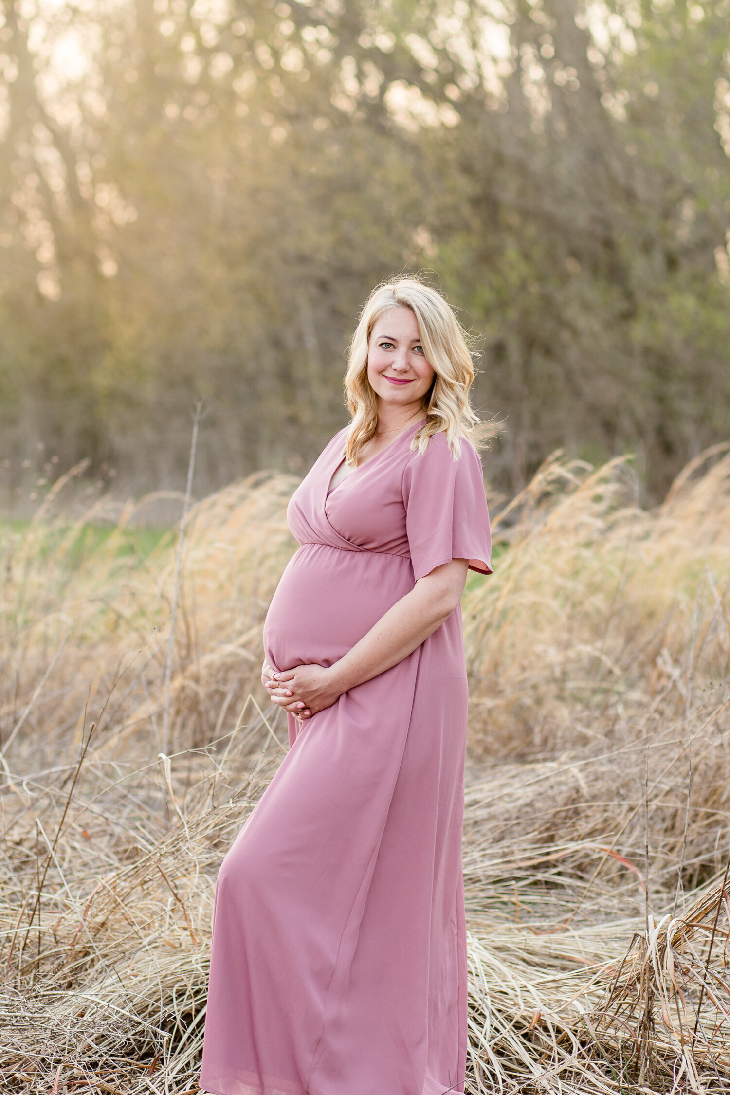 Outdoor_maternity_photography_session_Louisville_KY_photographer-8