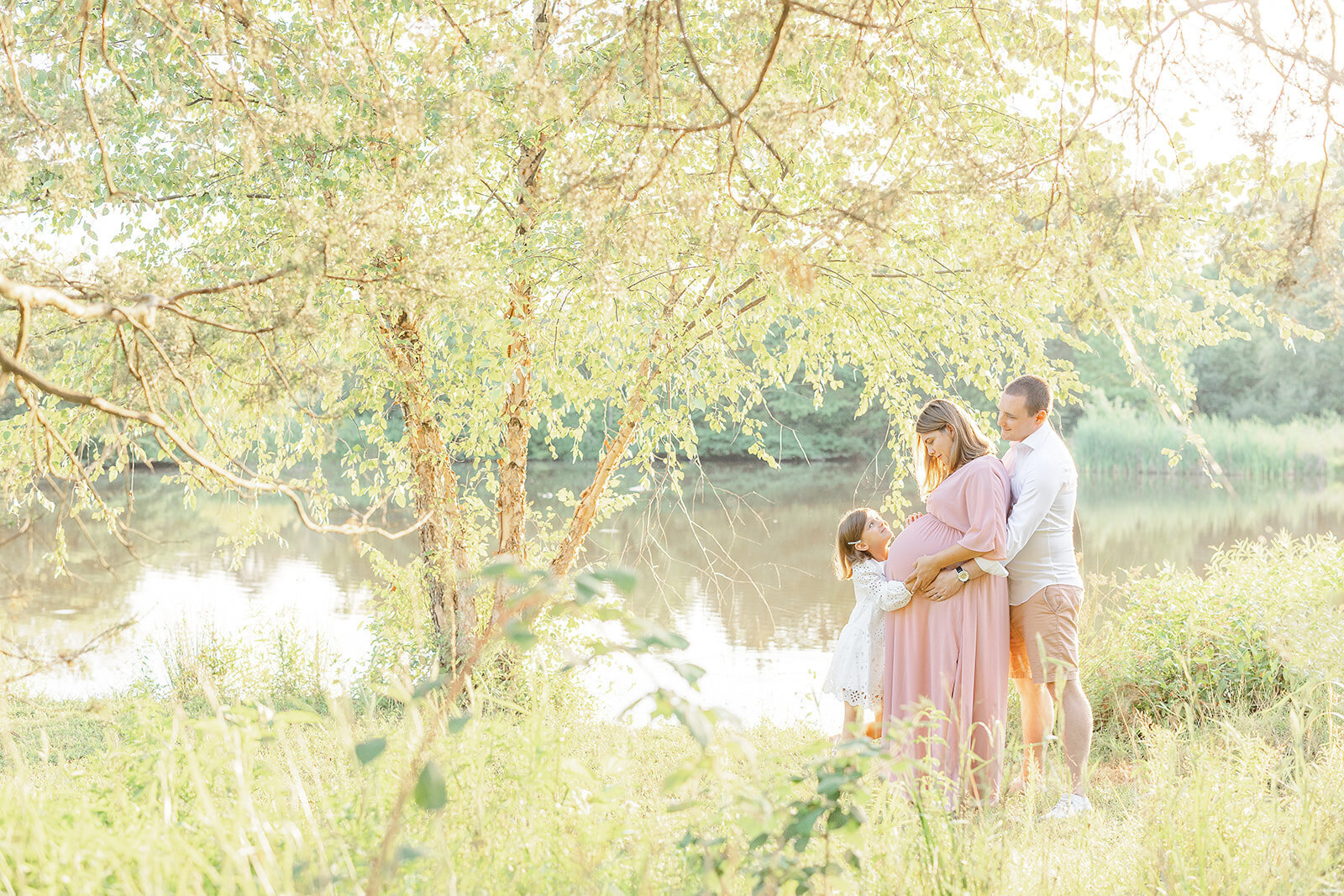 maternity photo in Gainesville, VA