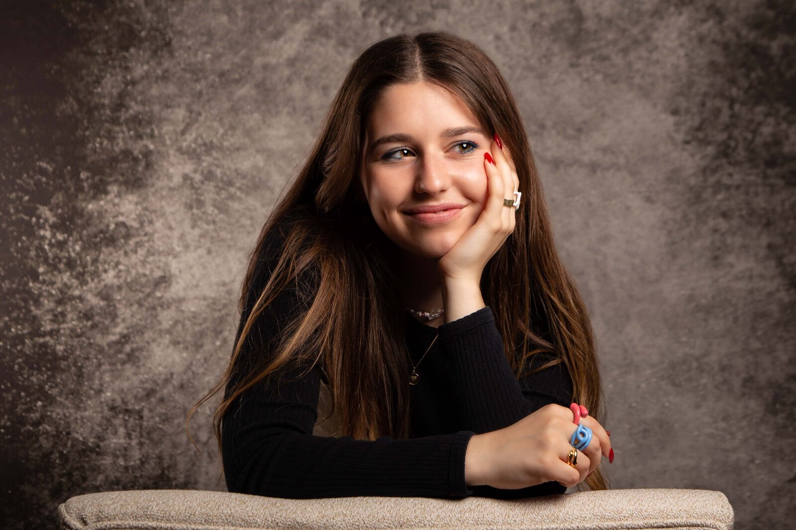 Amelie Senior Photo