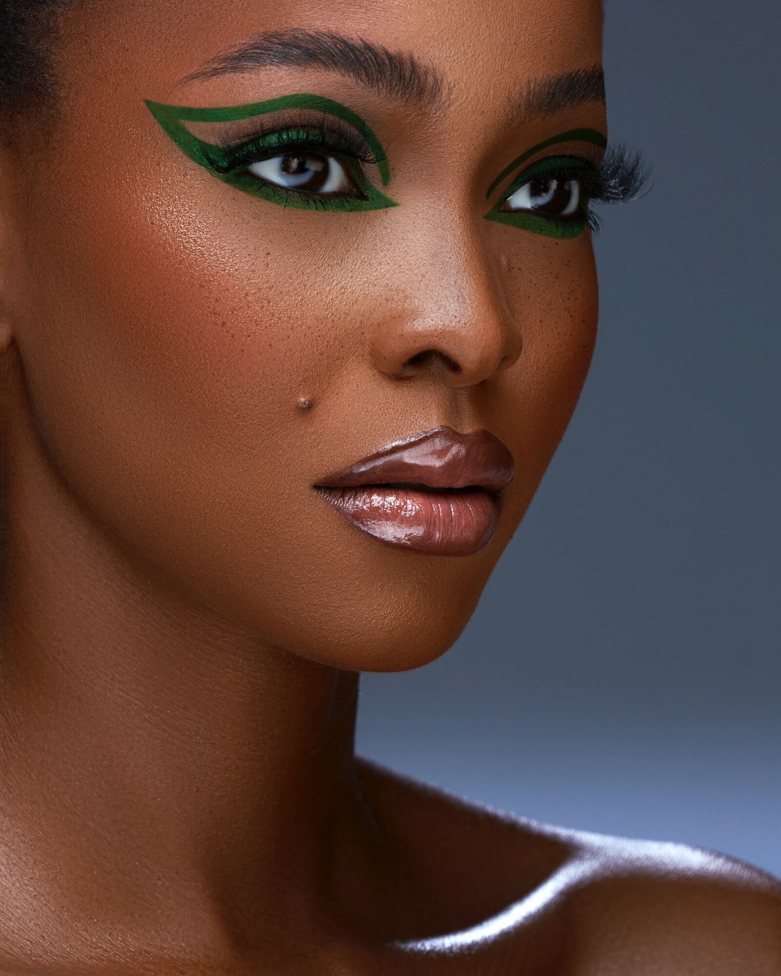 pexels-seun-oderinde-13768282