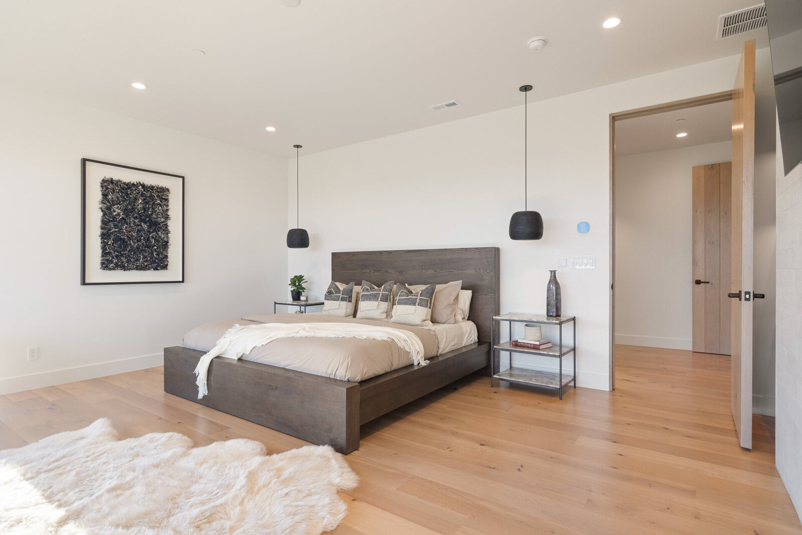 Chalet-and-Co-Park-City-Interior-Designer-cozy-neutral-bedroom-style