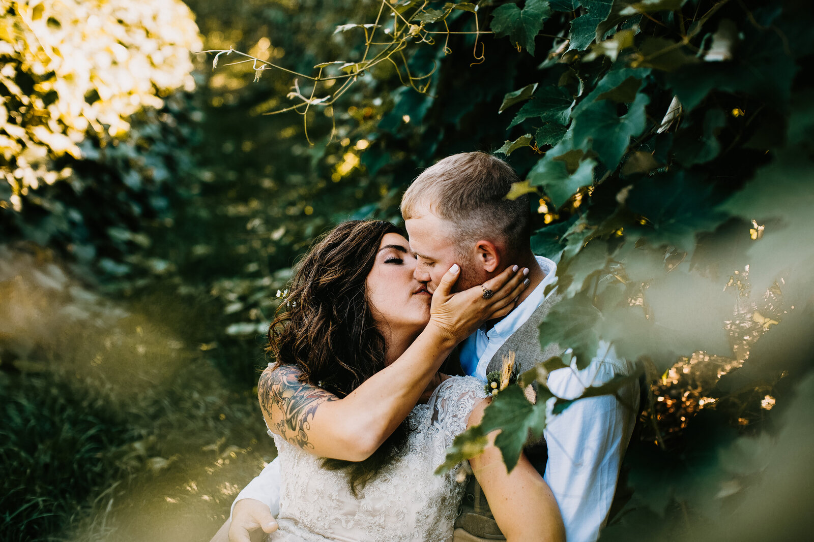 Bride and groom reading love letters before first look at Michigan wedding