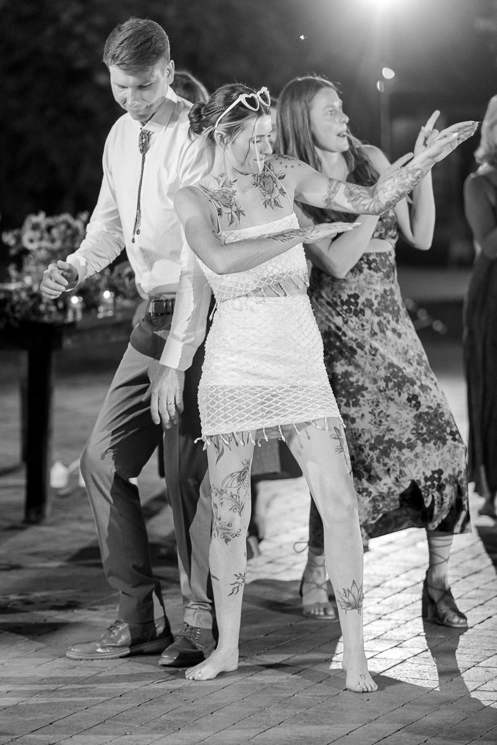 Phoenix-Wedding-Photographer-and-Videographer-Venue-at-the-Grove-IngWed-1367