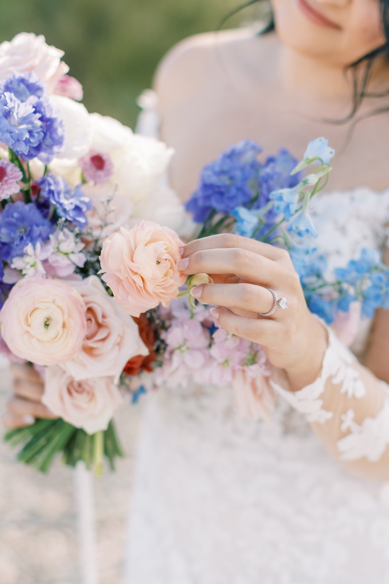 florists-in-phoenix-blush-pink-roses-bouquet-lavender