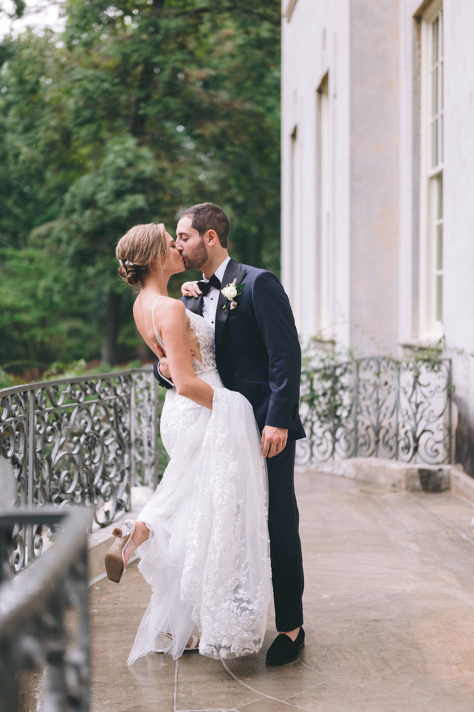 Swan-House-Wedding-0922-0023