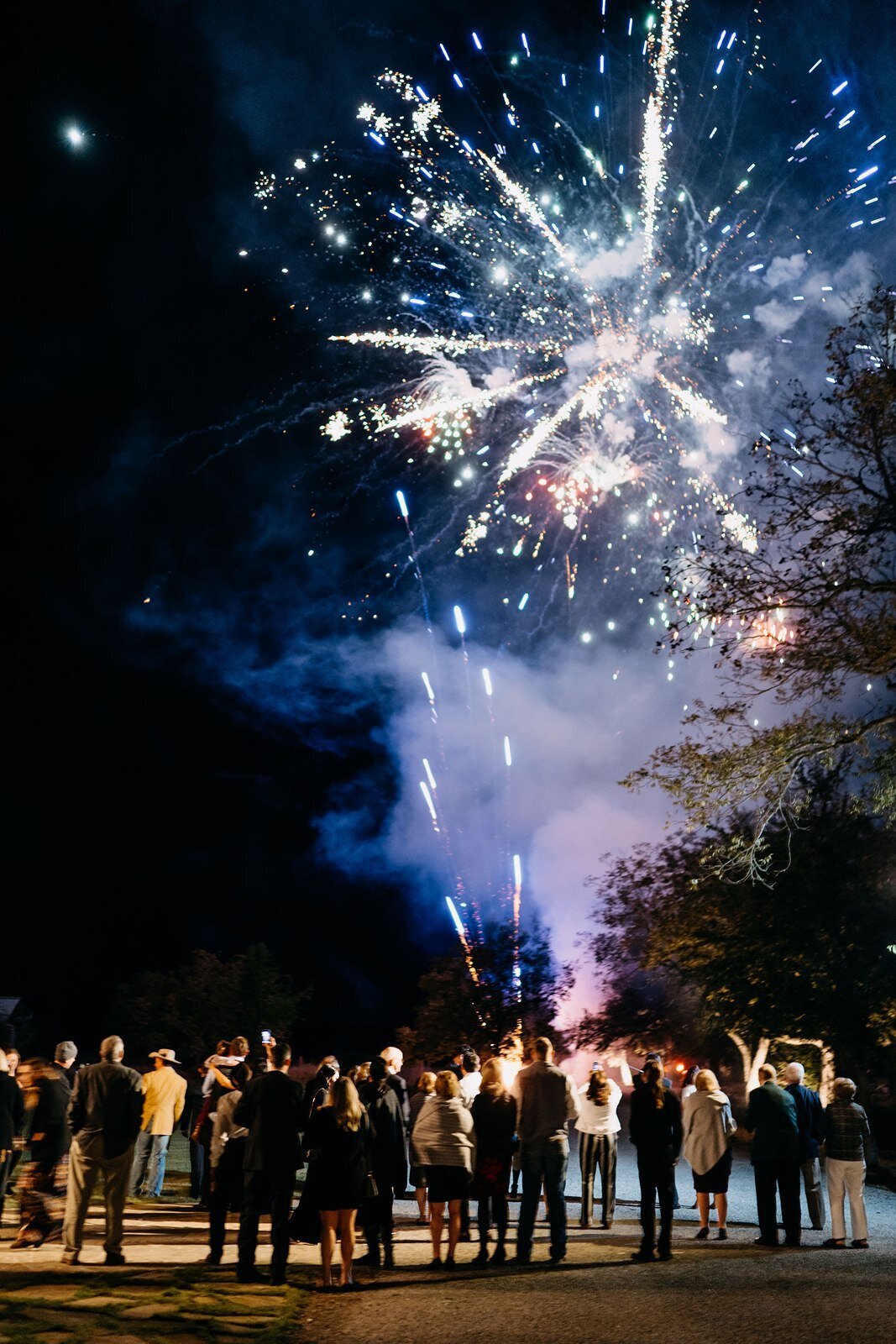 fireworks-outdoor-wedding-venue-texas